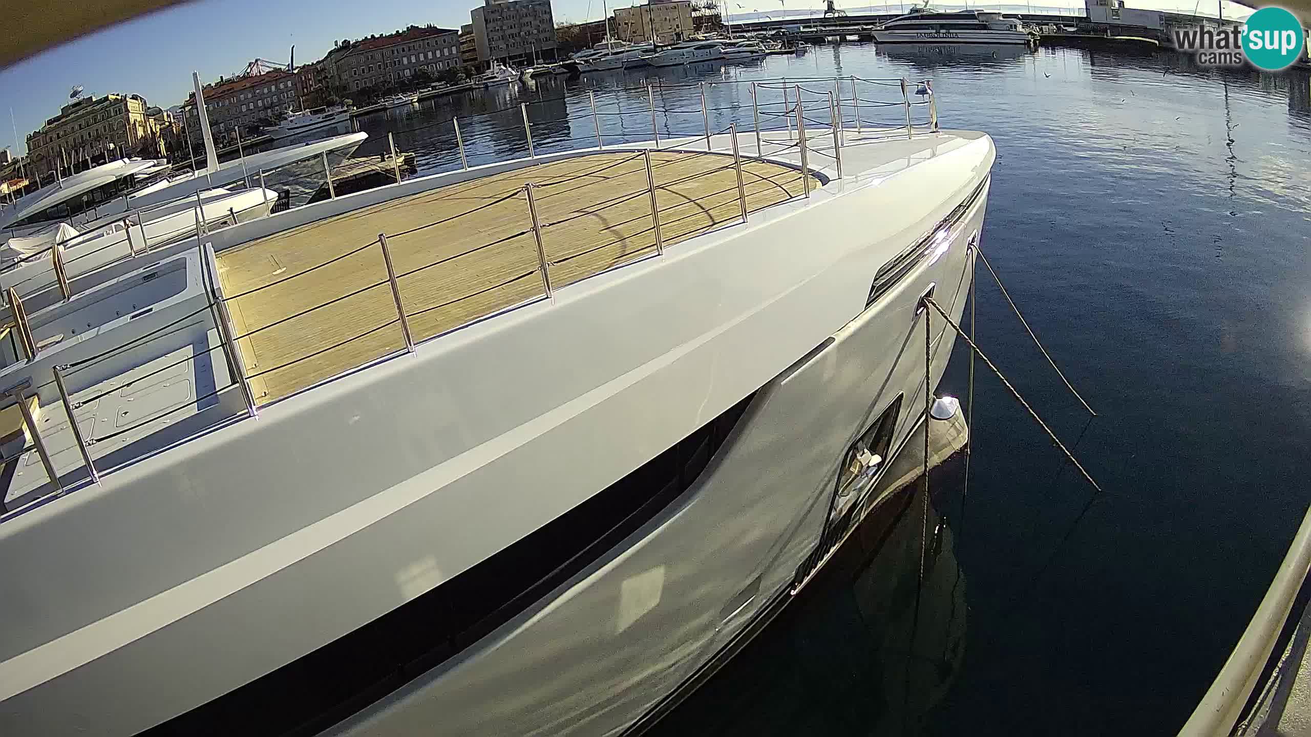 Botel Marina cámara web en vivo Rijeka