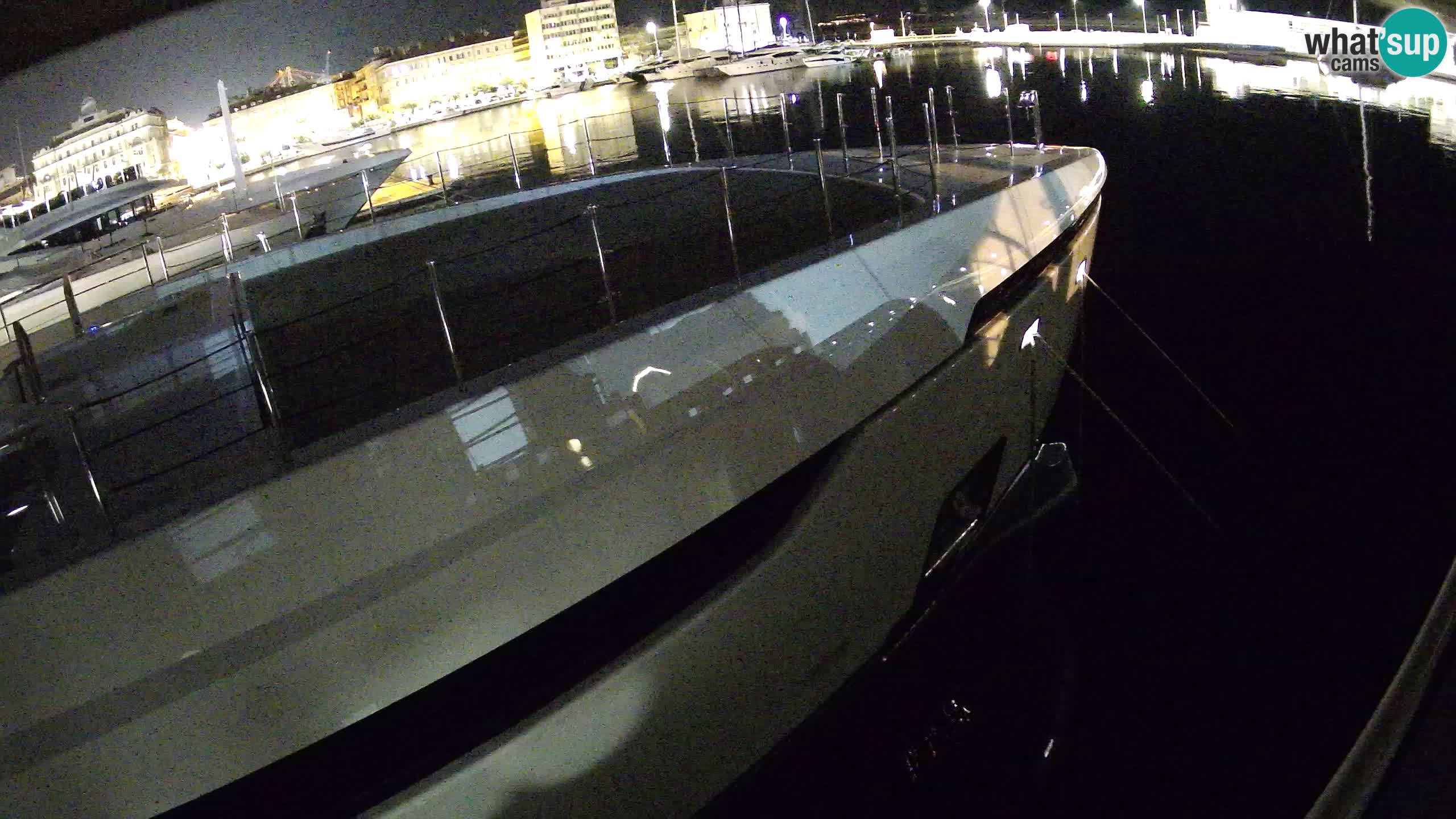 Botel Marina cámara web en vivo Rijeka
