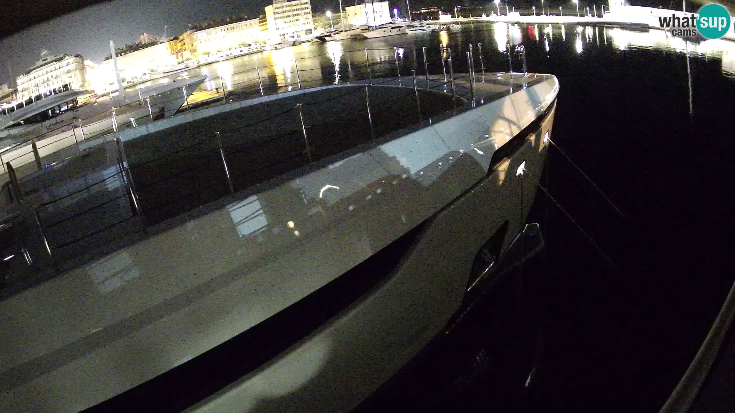 Botel Marina cámara web en vivo Rijeka