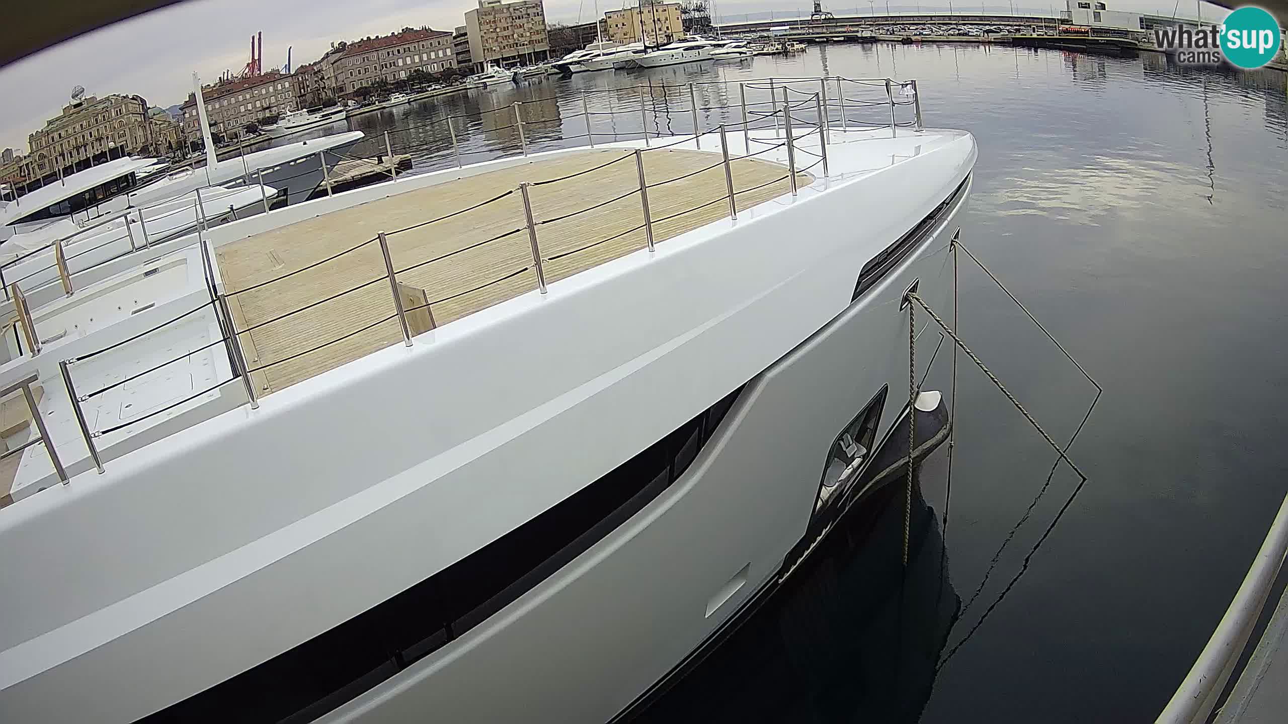 Botel Marina cámara web en vivo Rijeka