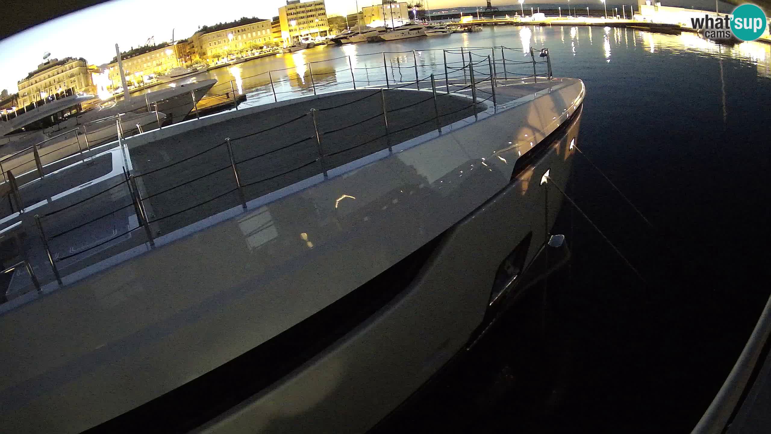 Rijeka – Botel Marina webcam en direct