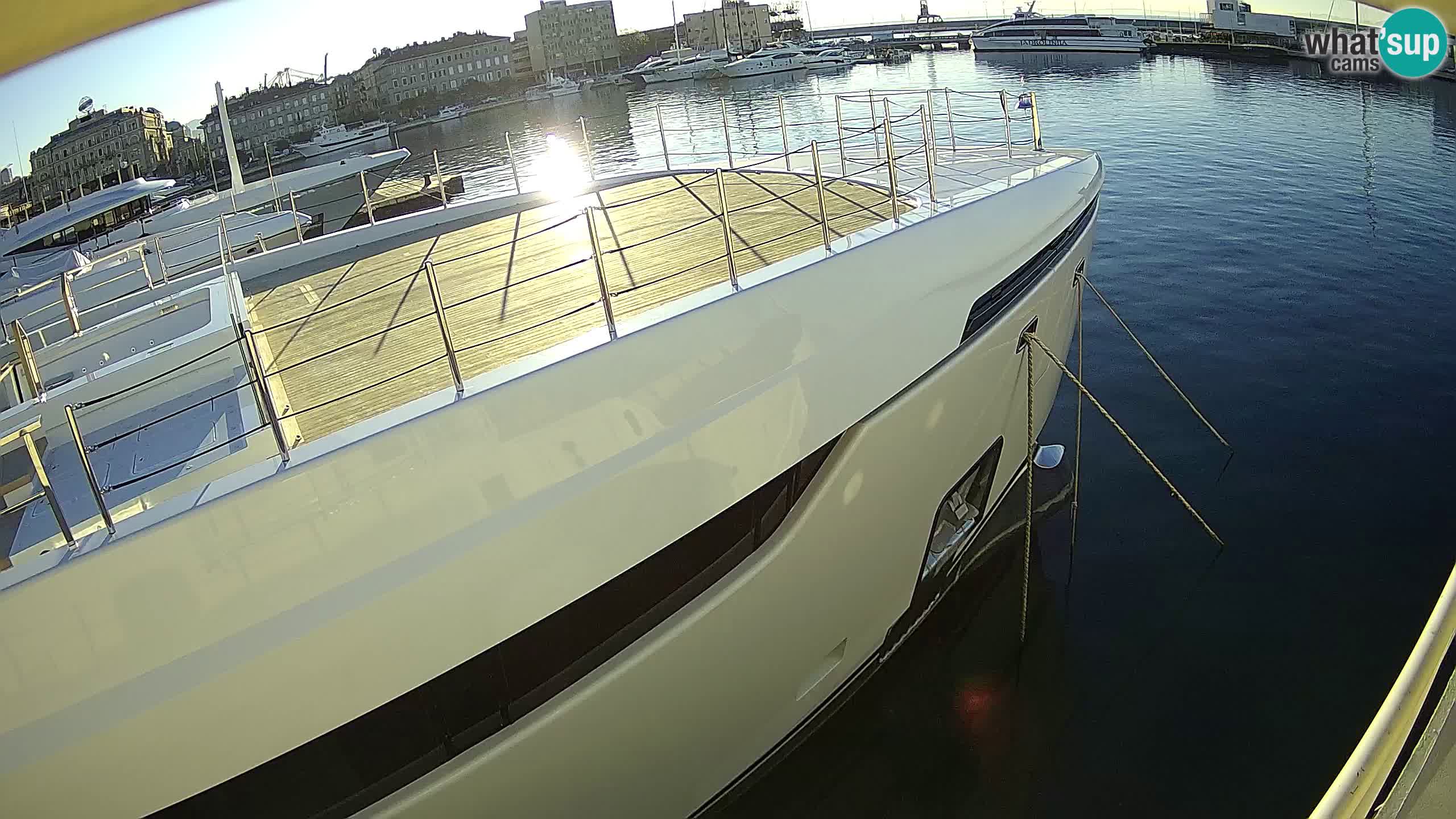 Rijeka – Botel Marina web kamera