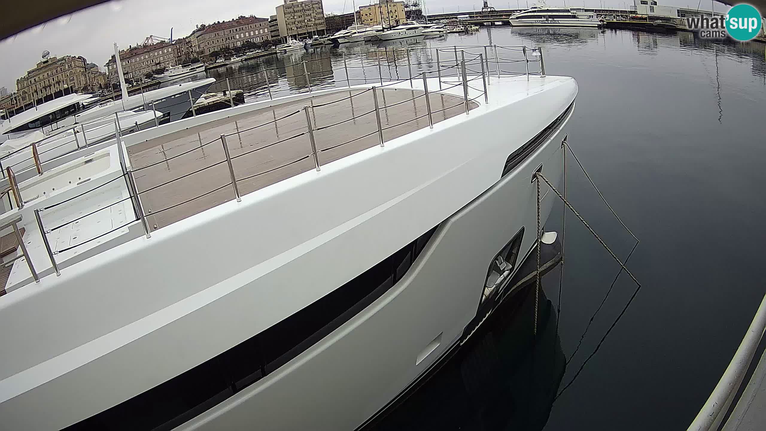 Botel Marina cámara web en vivo Rijeka
