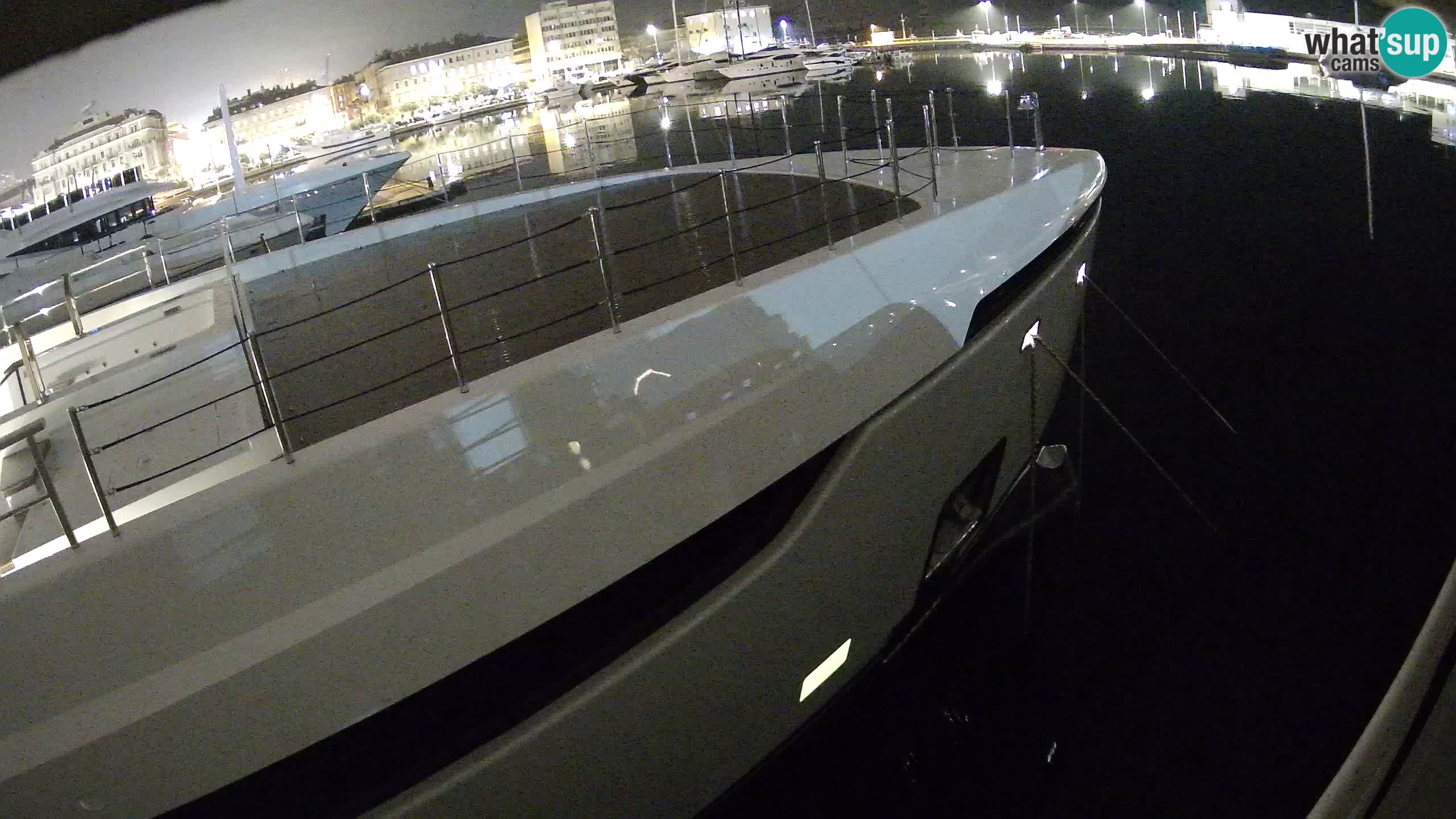 Botel Marina cámara web en vivo Rijeka