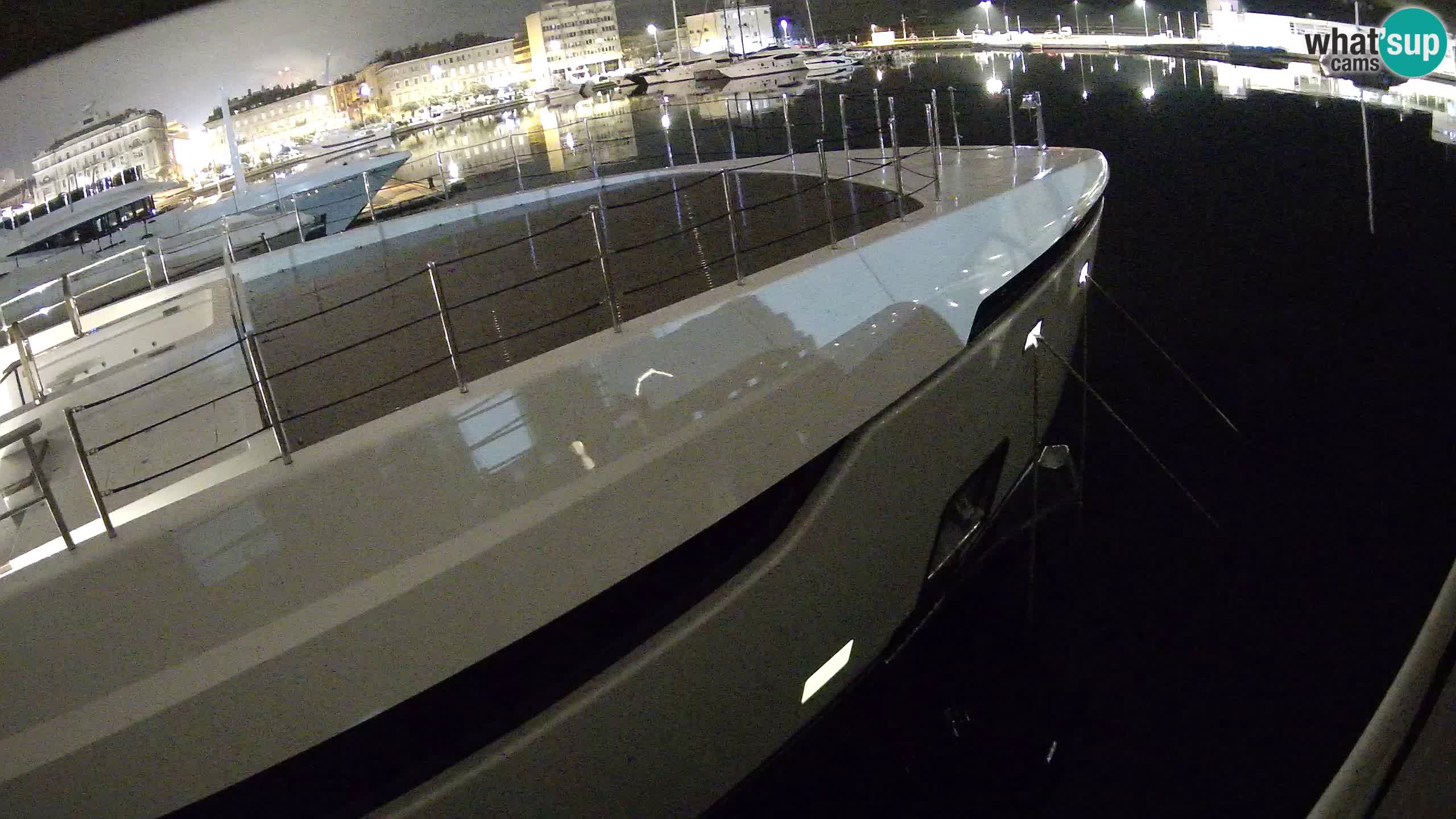 Botel Marina cámara web en vivo Rijeka