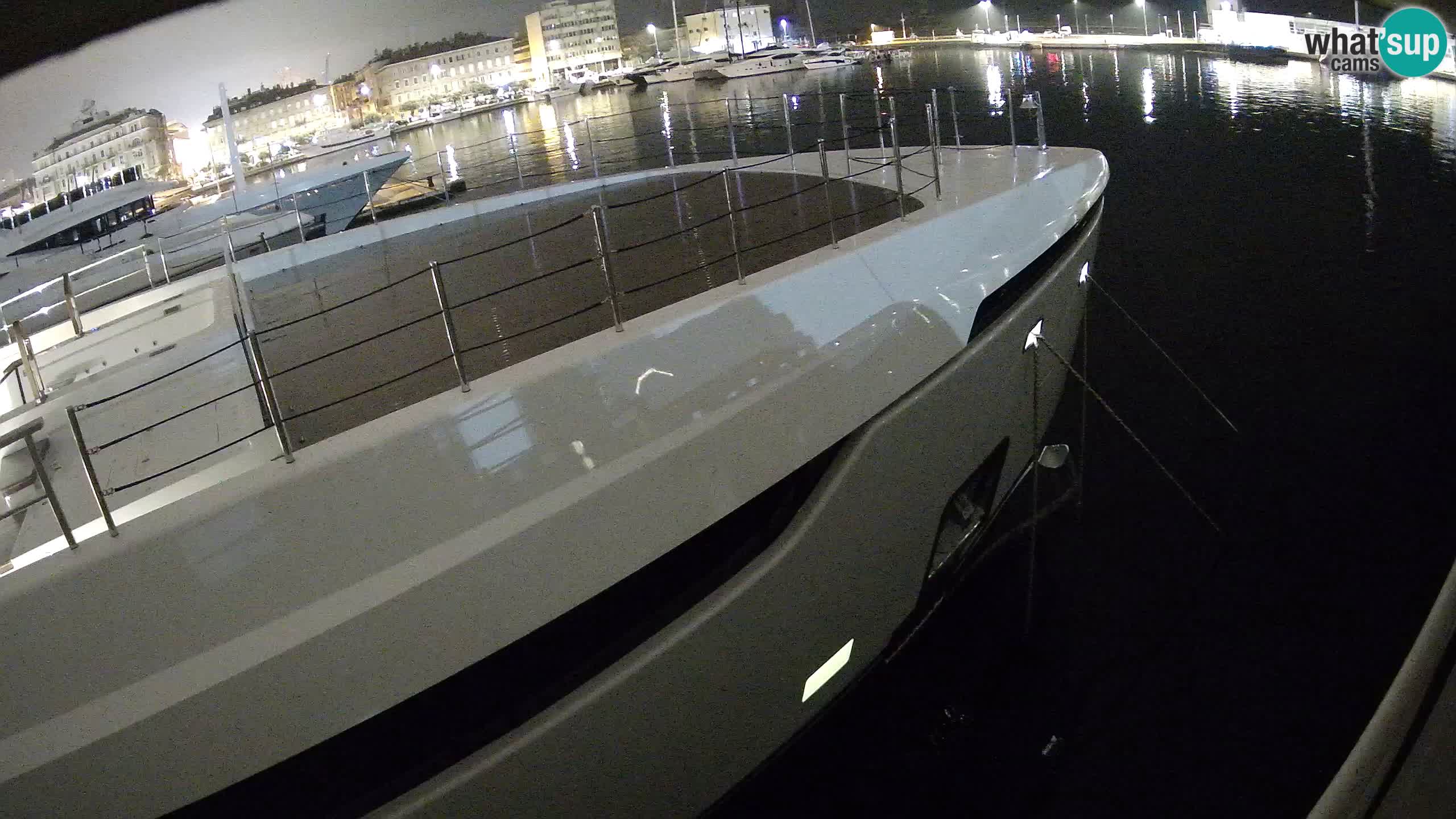 Botel Marina cámara web en vivo Rijeka