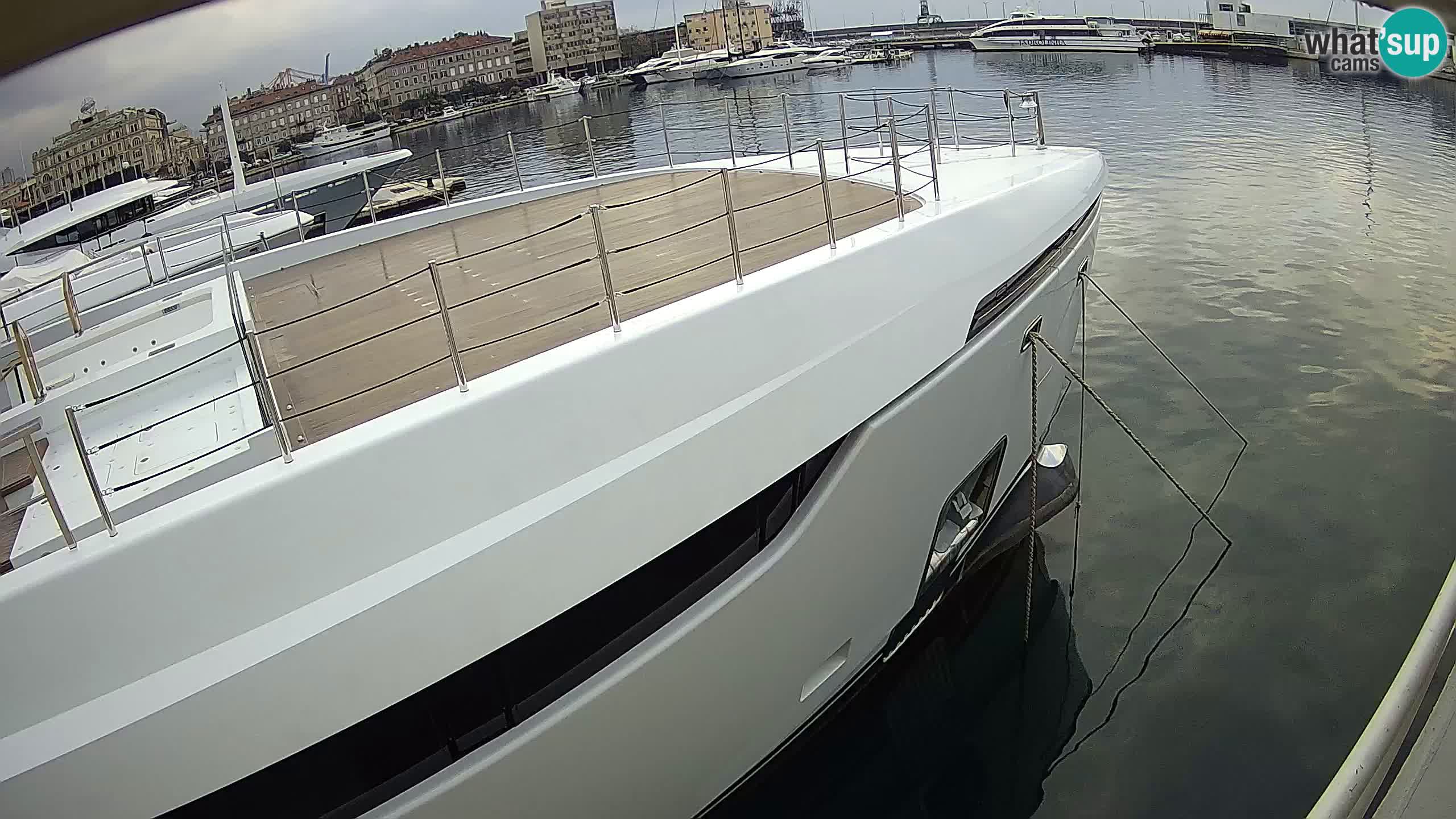 Botel Marina cámara web en vivo Rijeka