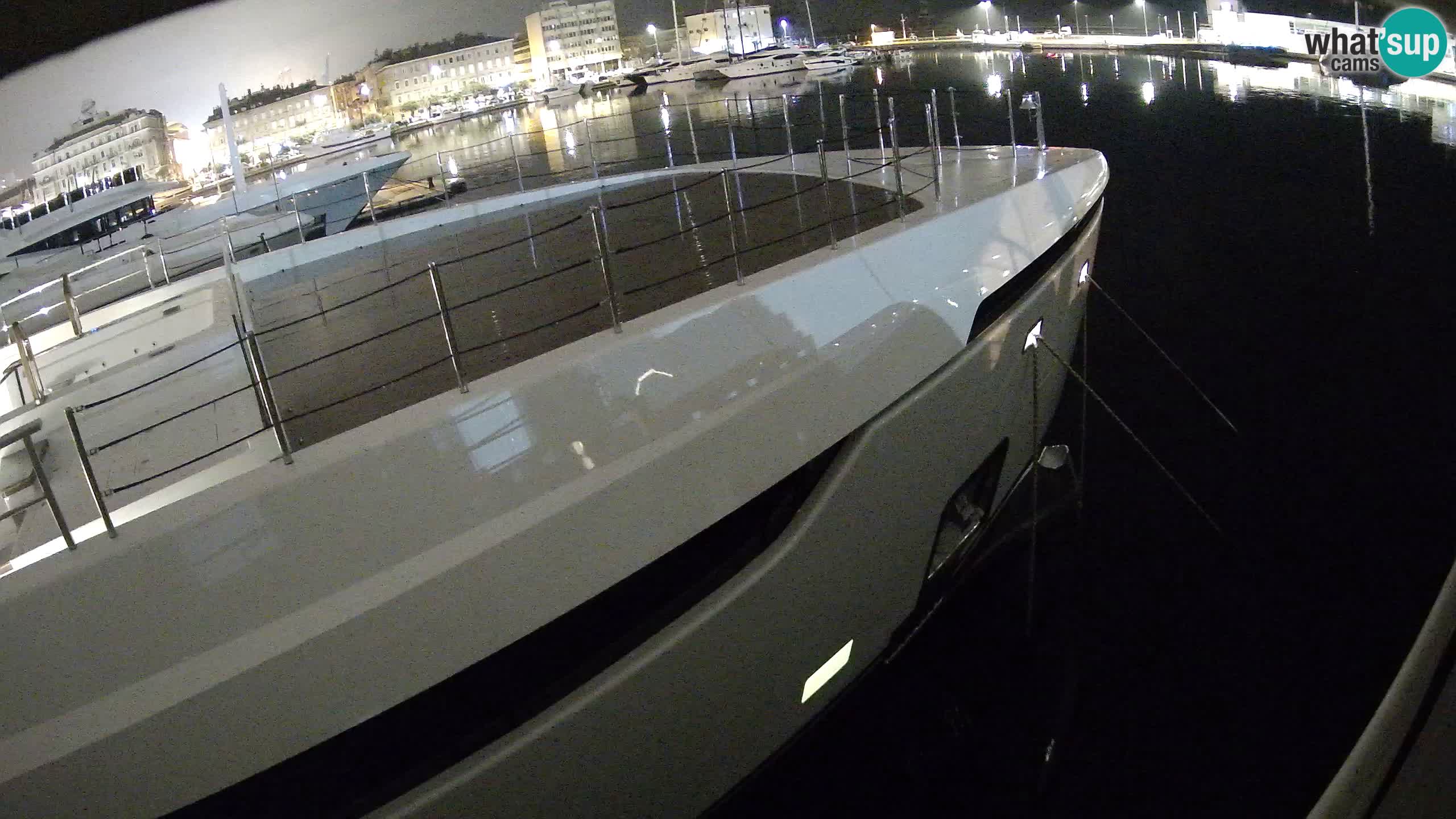 Botel Marina cámara web en vivo Rijeka