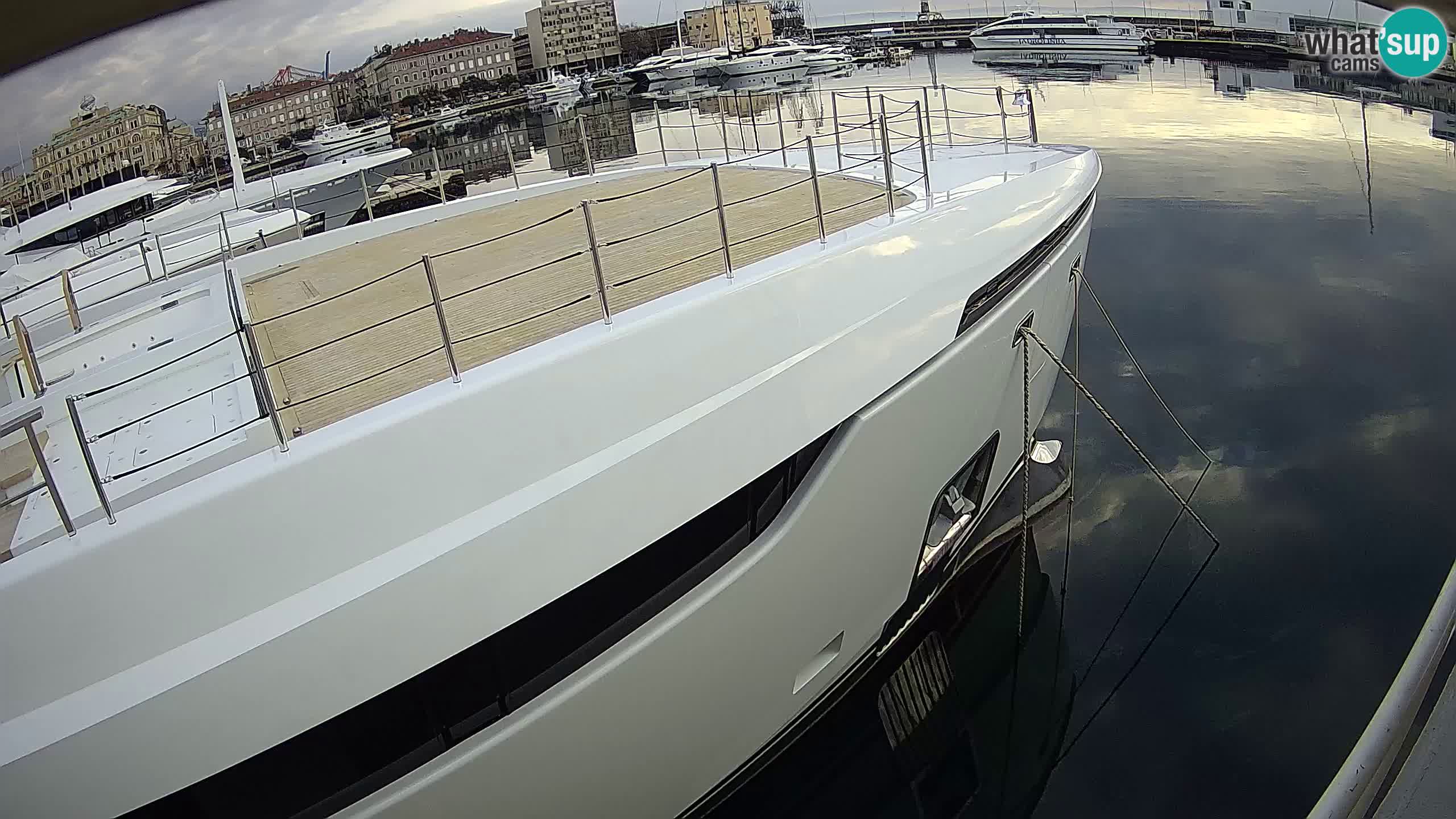 Rijeka – Botel Marina web kamera