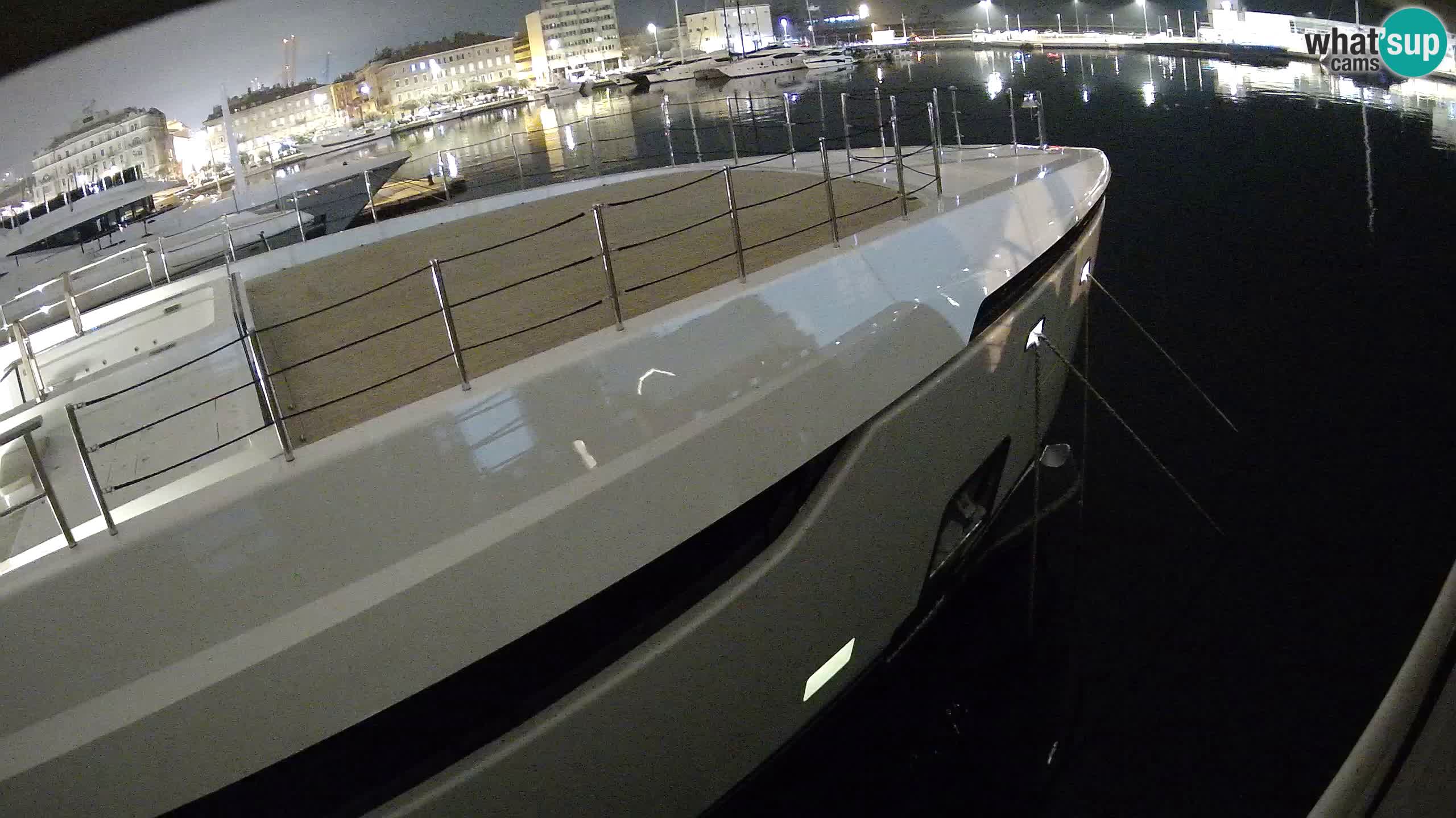 Botel Marina cámara web en vivo Rijeka