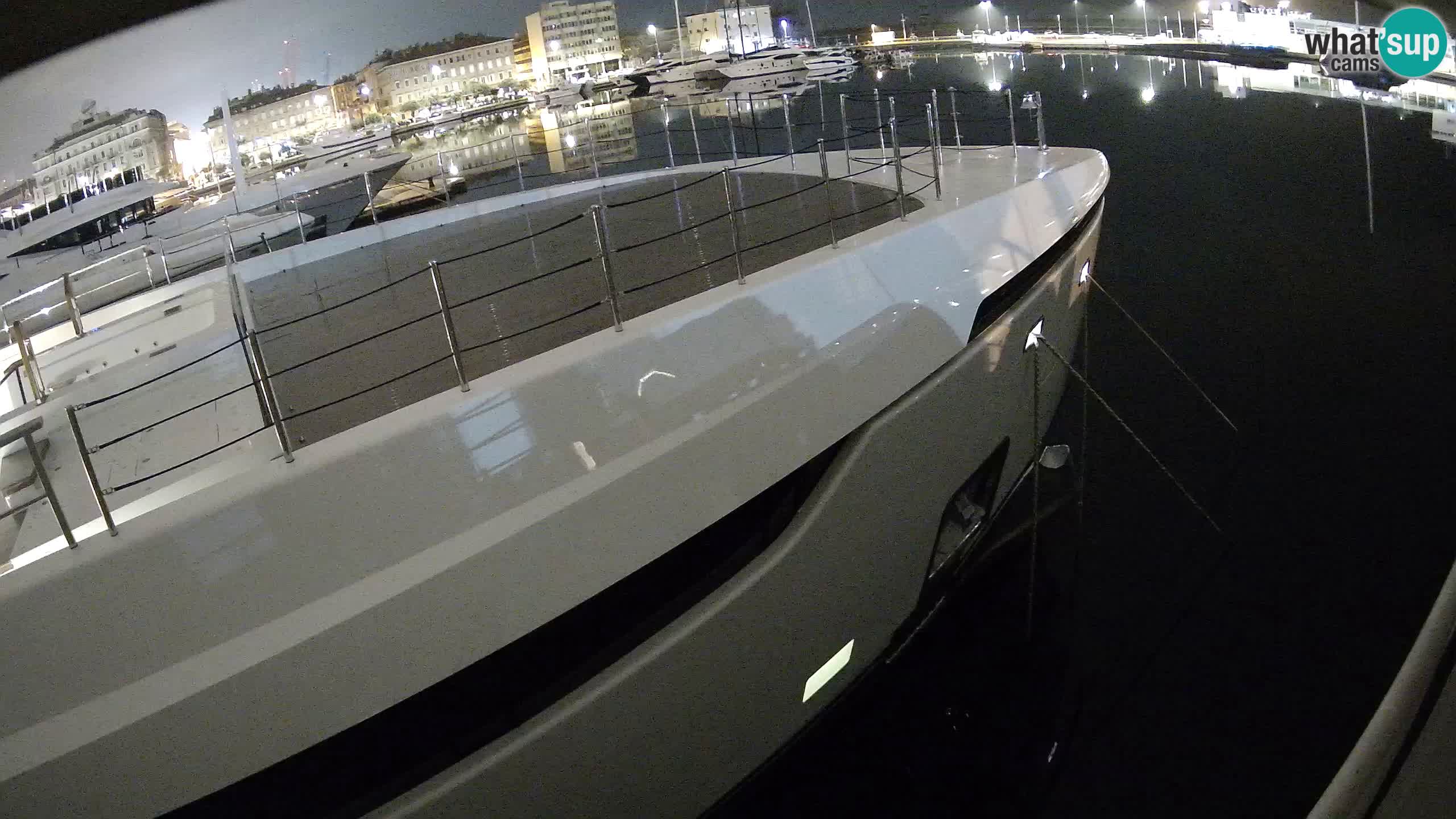 Botel Marina cámara web en vivo Rijeka