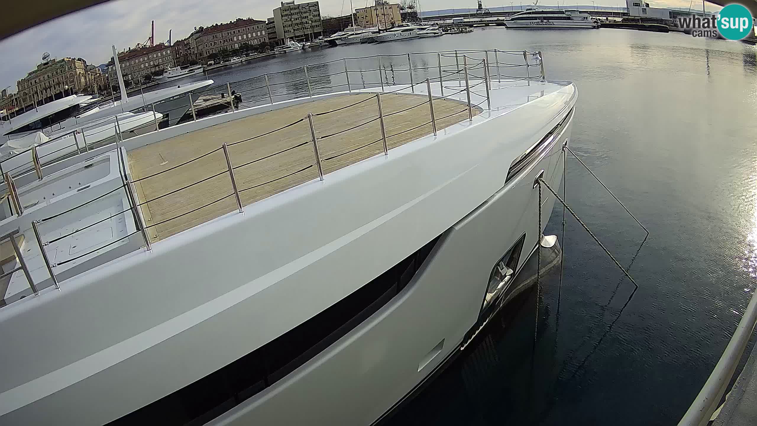 Botel Marina cámara web en vivo Rijeka