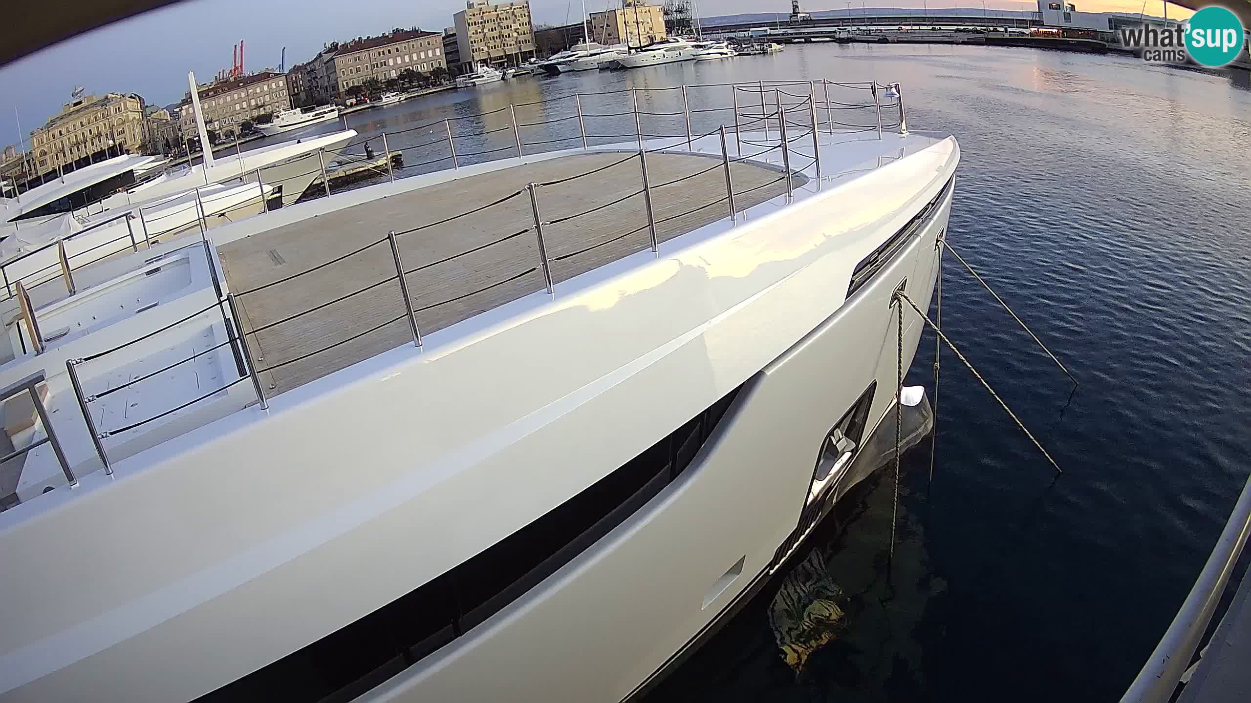 Rijeka – Botel Marina web kamera