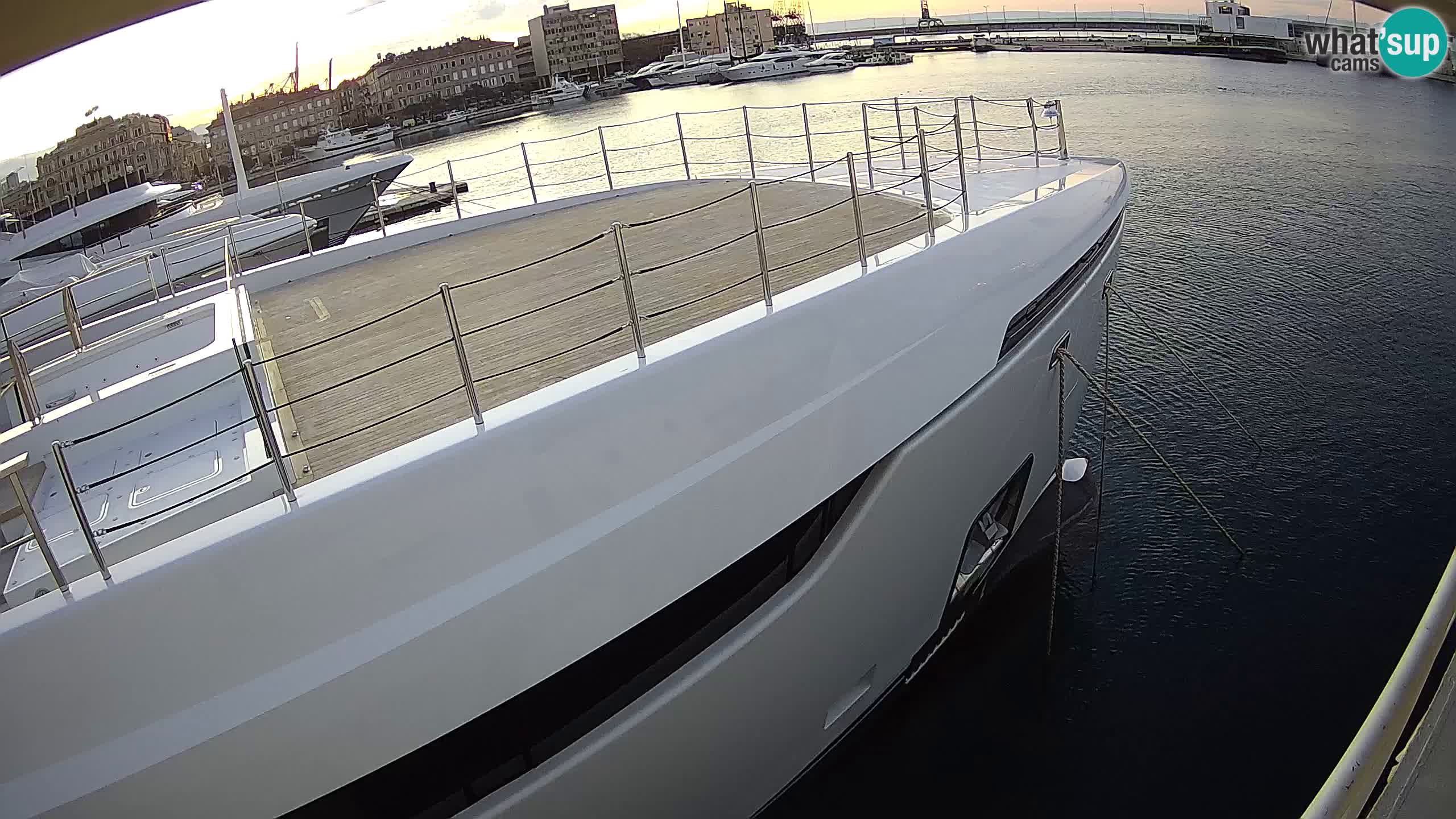 Rijeka – Botel Marina webcam en direct