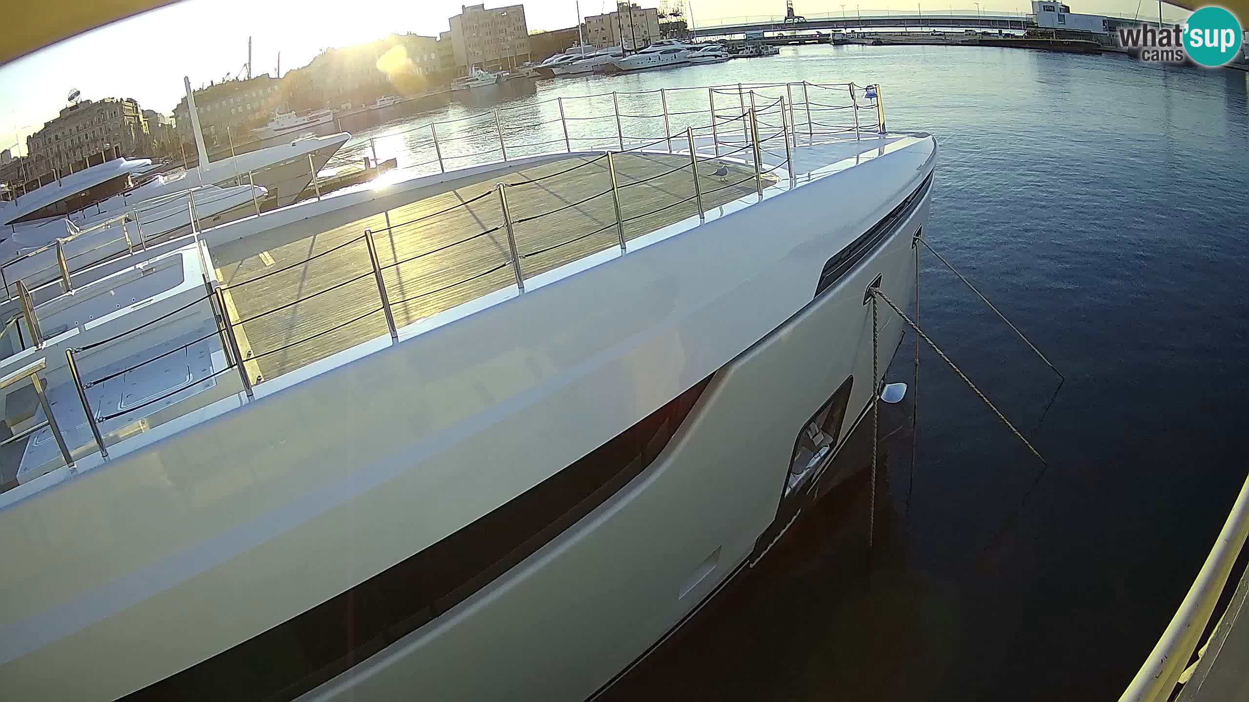 Rijeka – Botel Marina web kamera