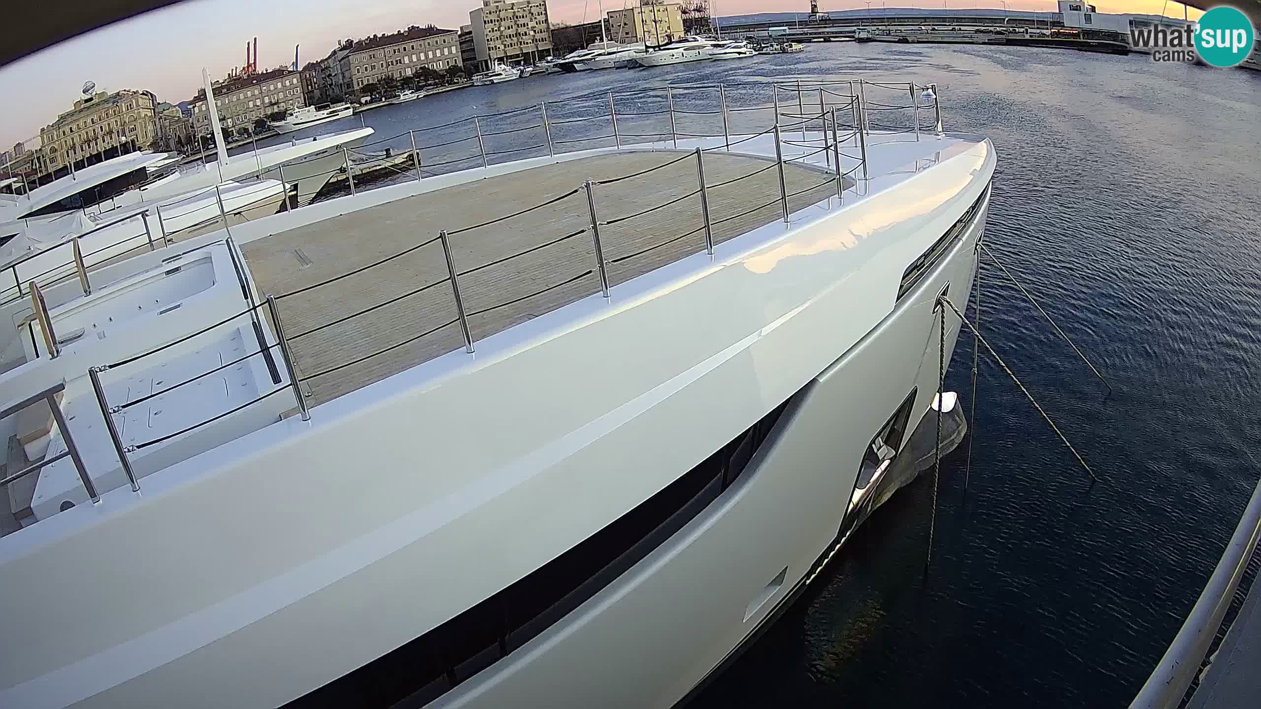 Rijeka – Botel Marina webcam en direct