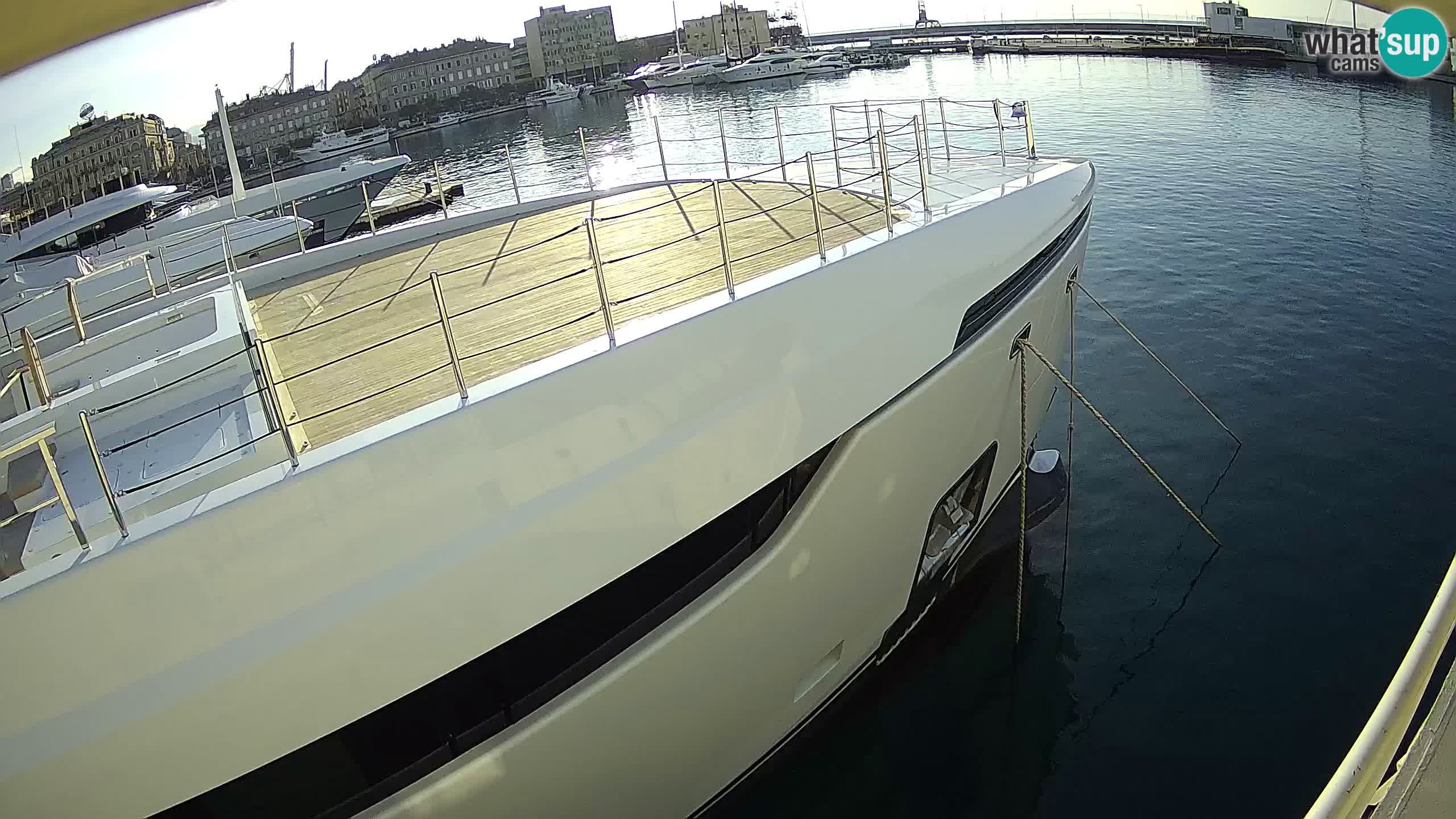 Rijeka – Botel Marina web kamera