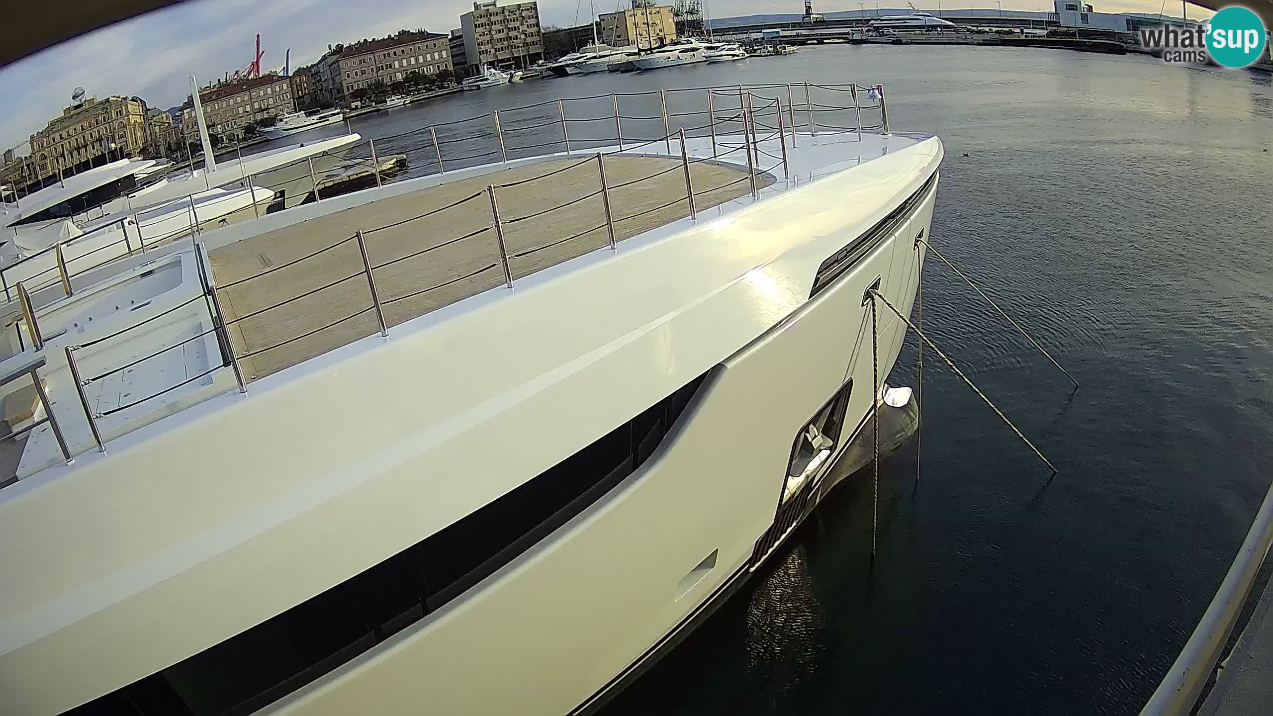 Rijeka – Botel Marina web kamera