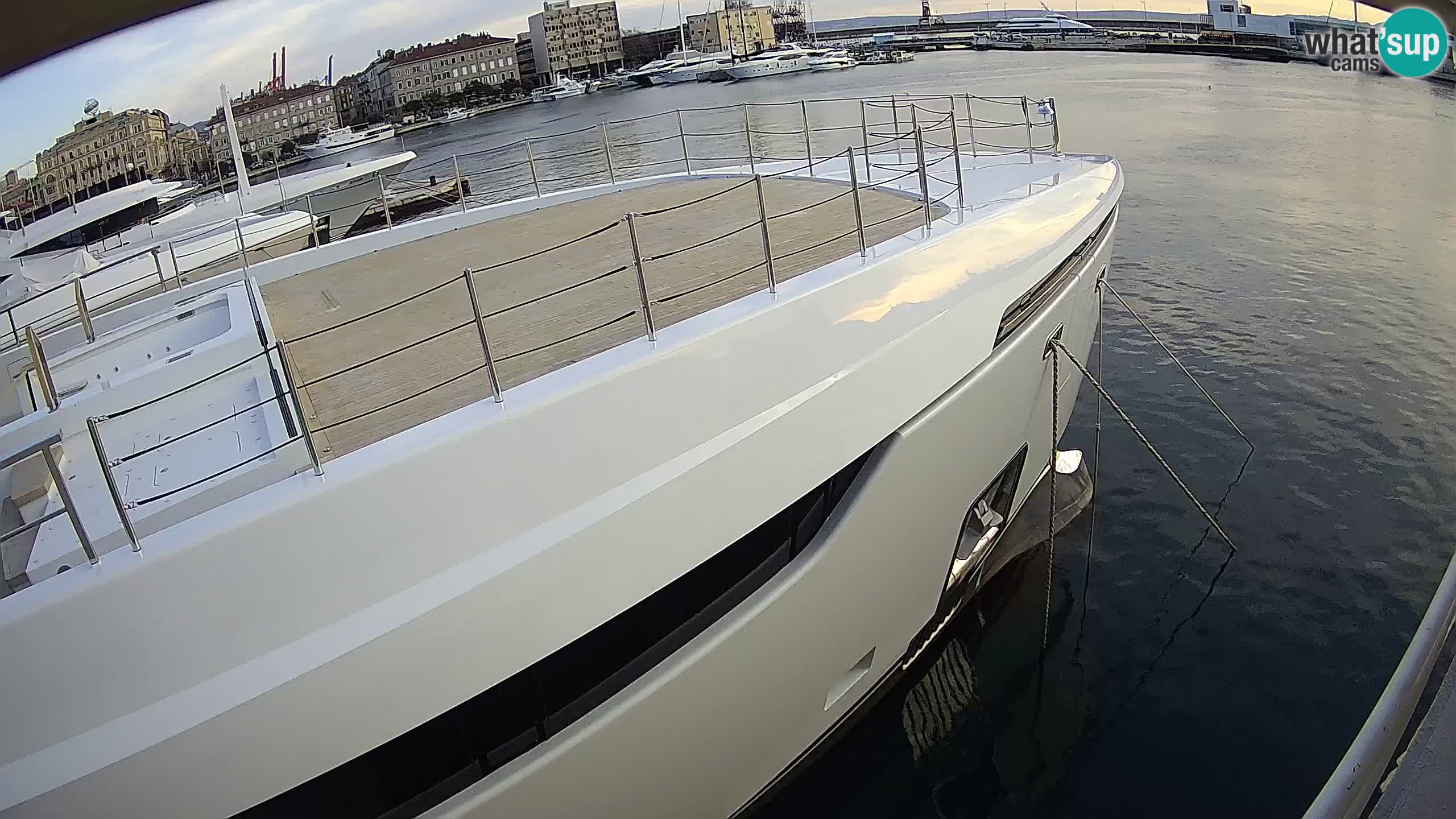 Rijeka – Botel Marina webcam en direct