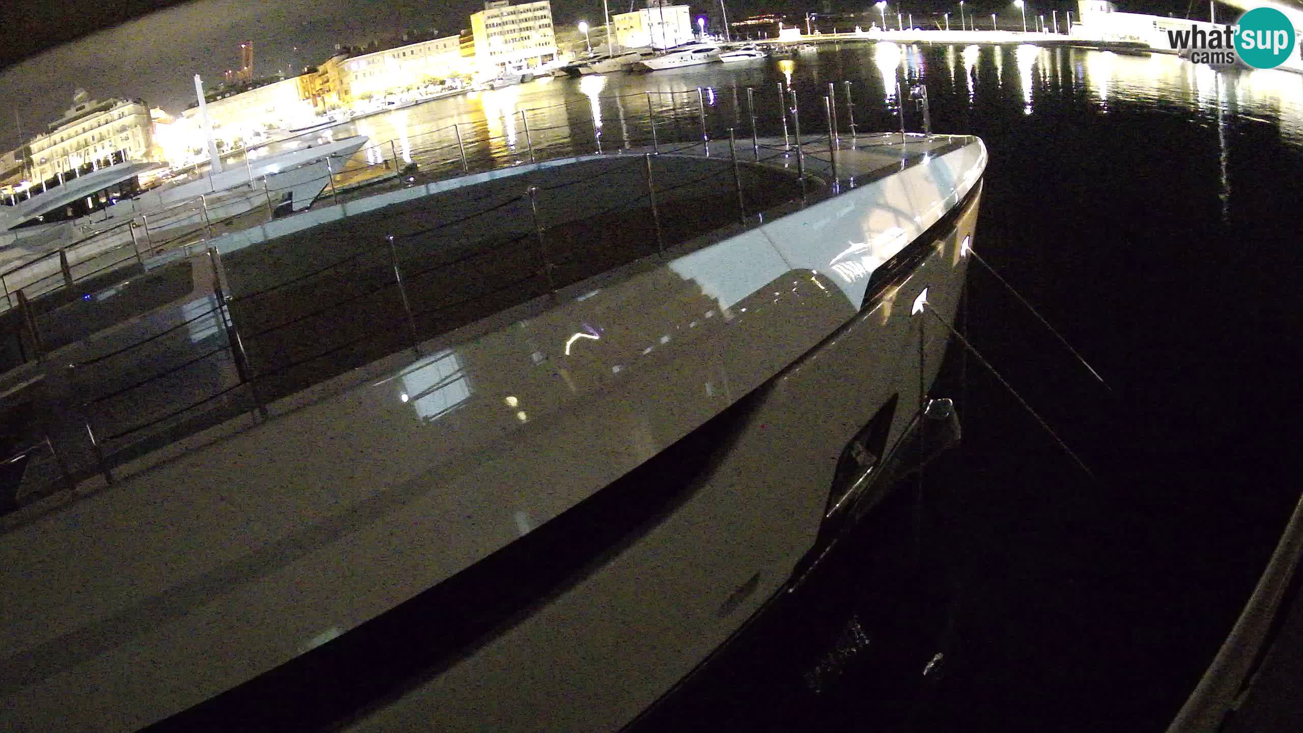 Botel Marina cámara web en vivo Rijeka