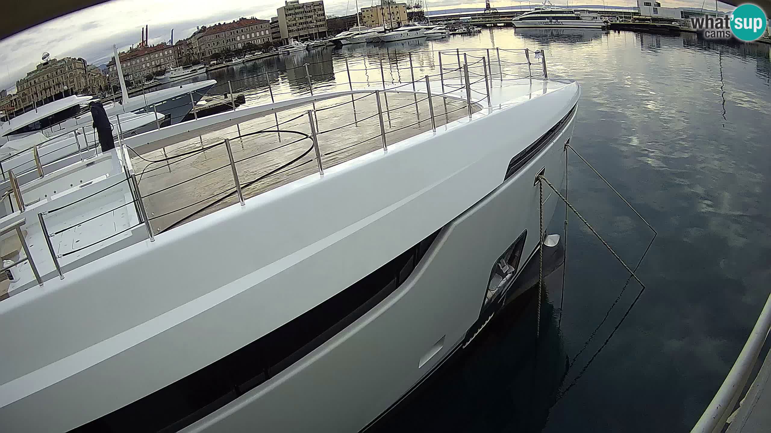 Rijeka – Botel Marina web kamera