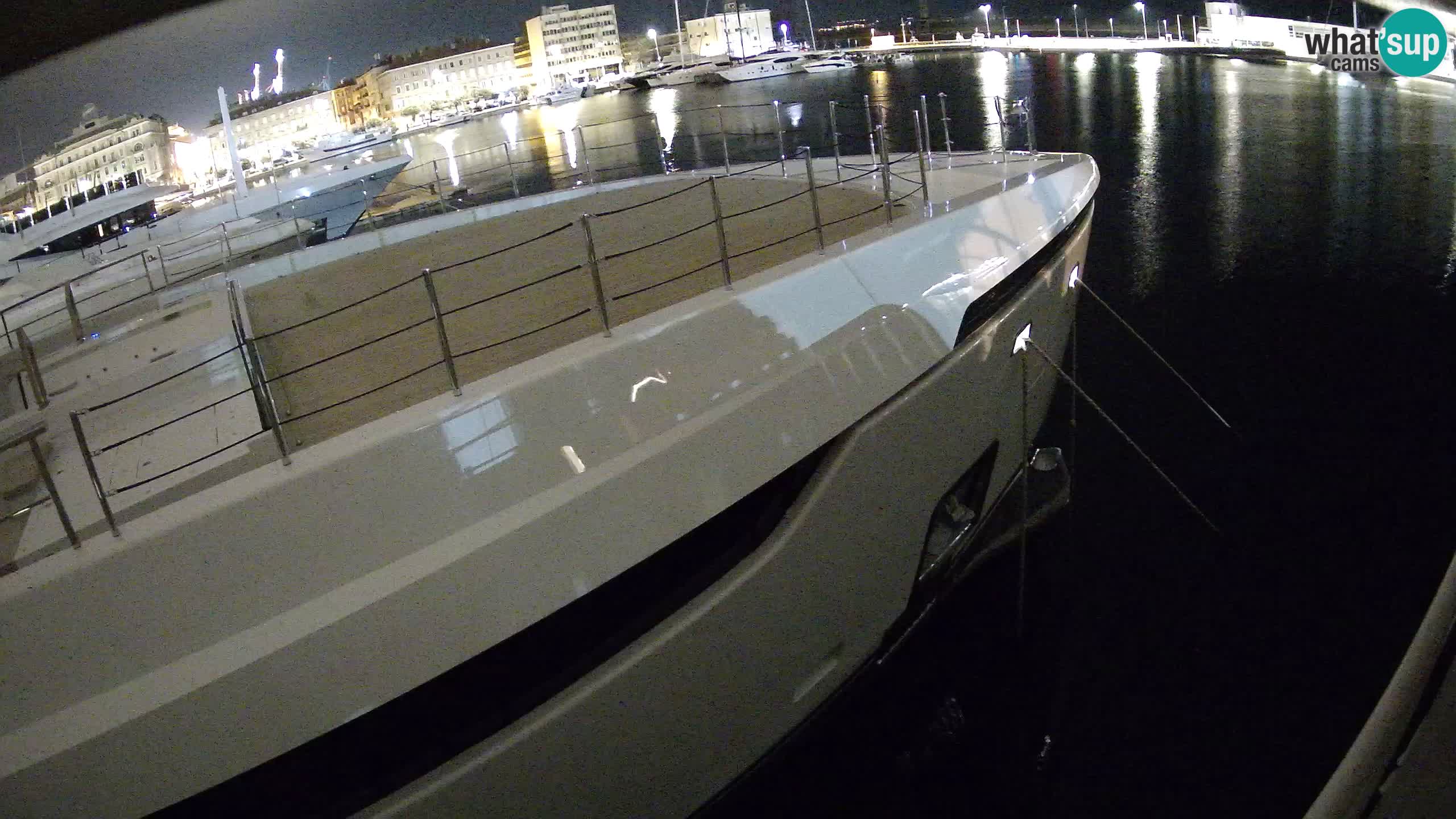 Botel Marina cámara web en vivo Rijeka