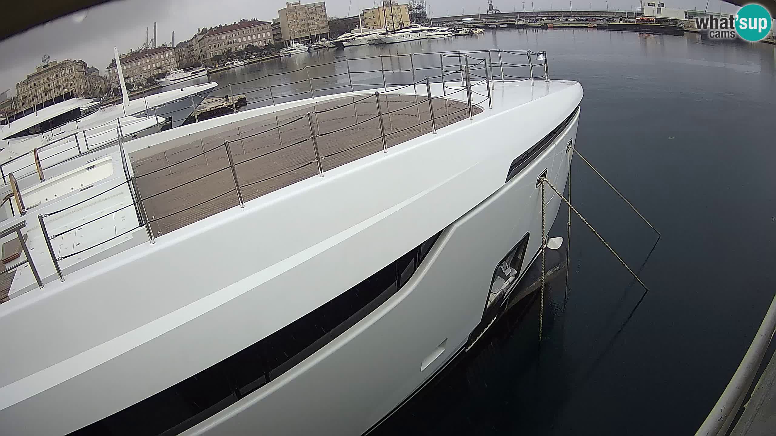 Botel Marina – Rijeka webcam