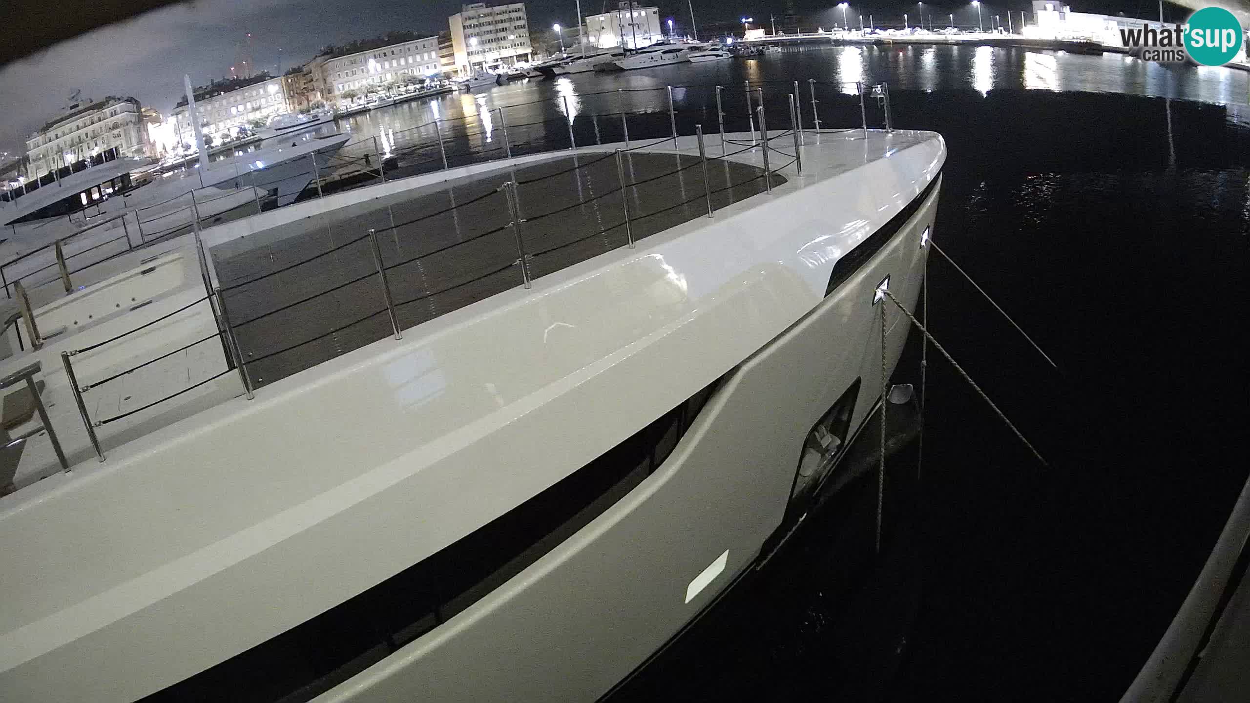 Botel Marina cámara web en vivo Rijeka
