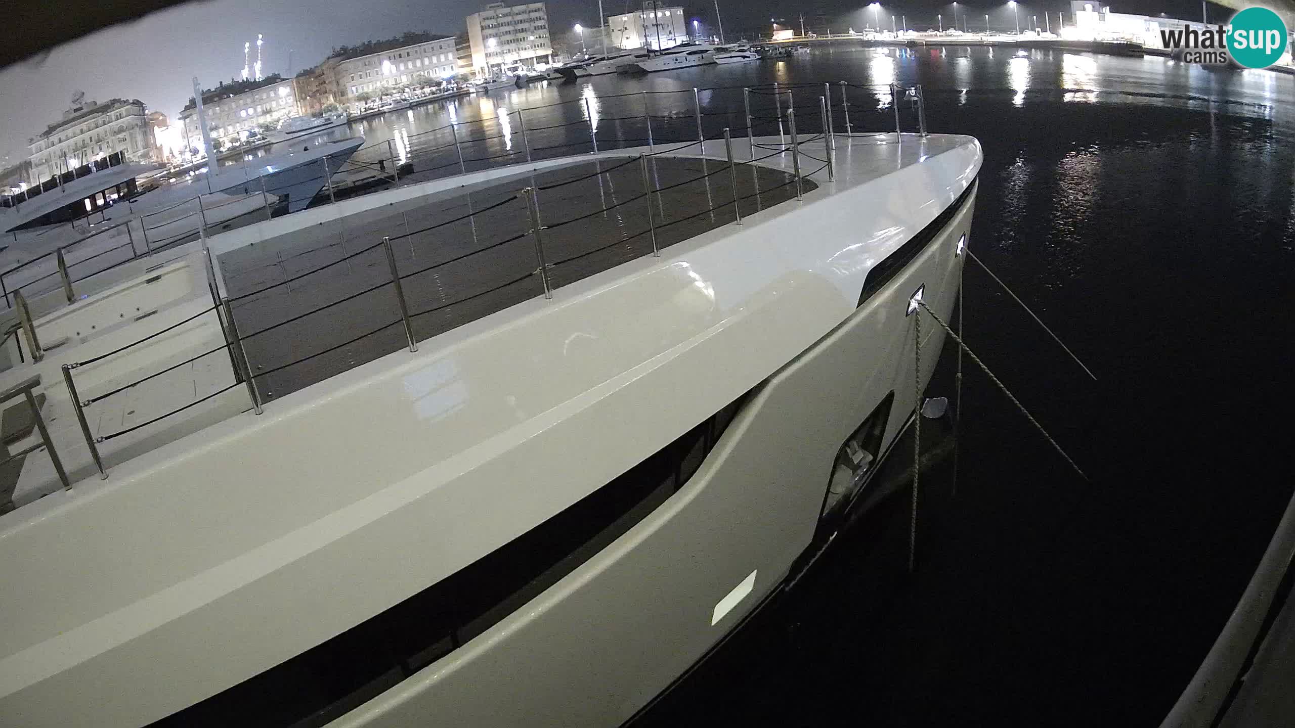 Botel Marina cámara web en vivo Rijeka