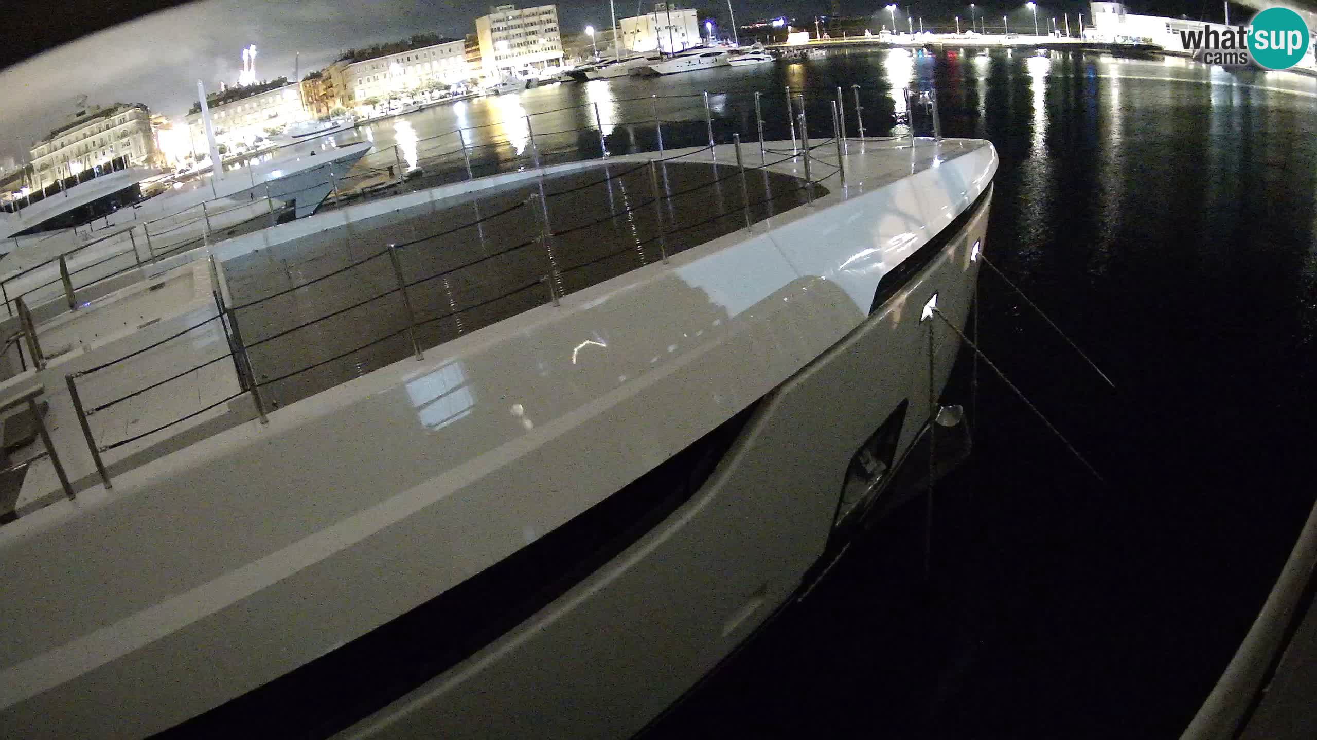 Botel Marina cámara web en vivo Rijeka