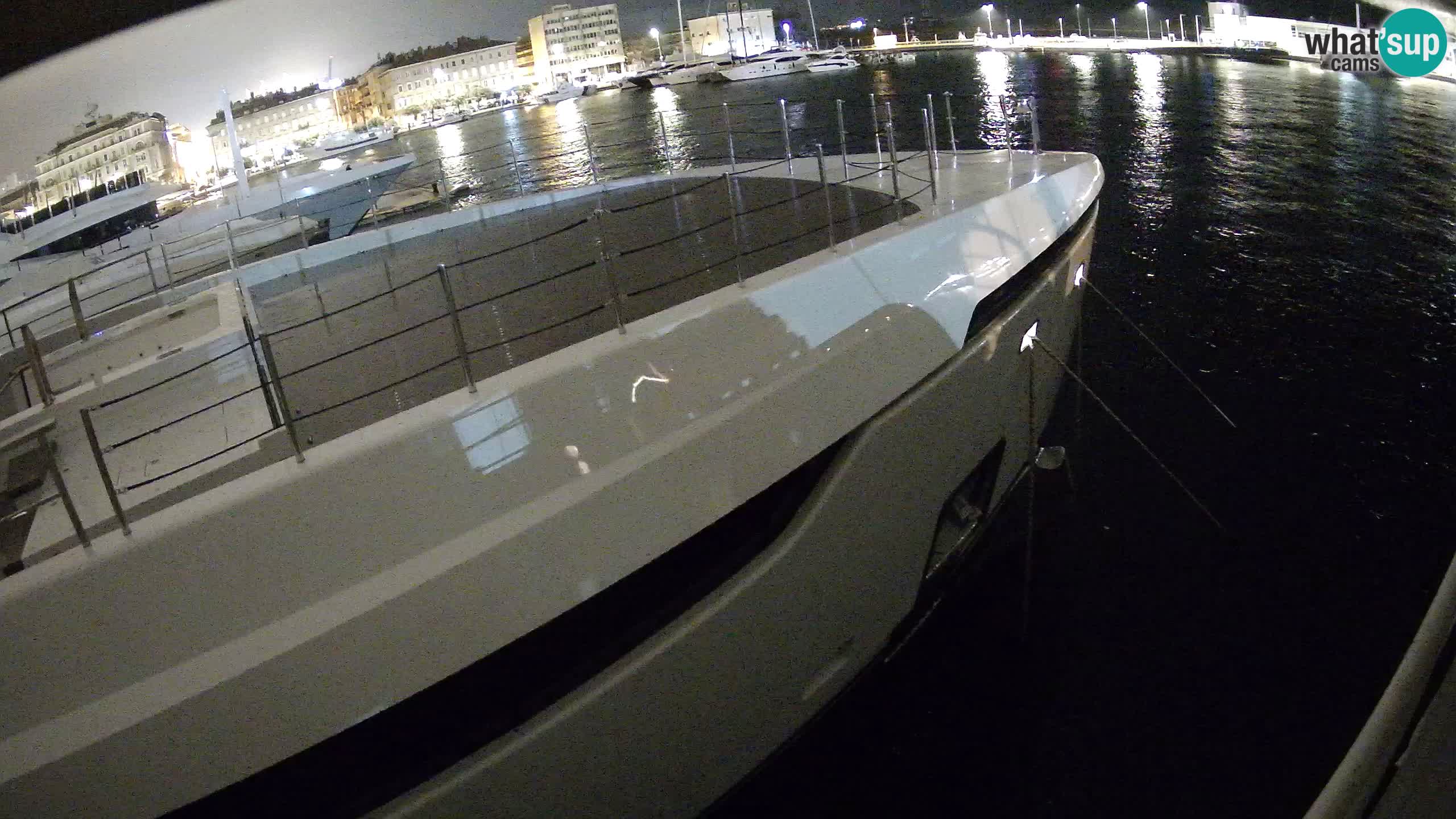 Botel Marina cámara web en vivo Rijeka