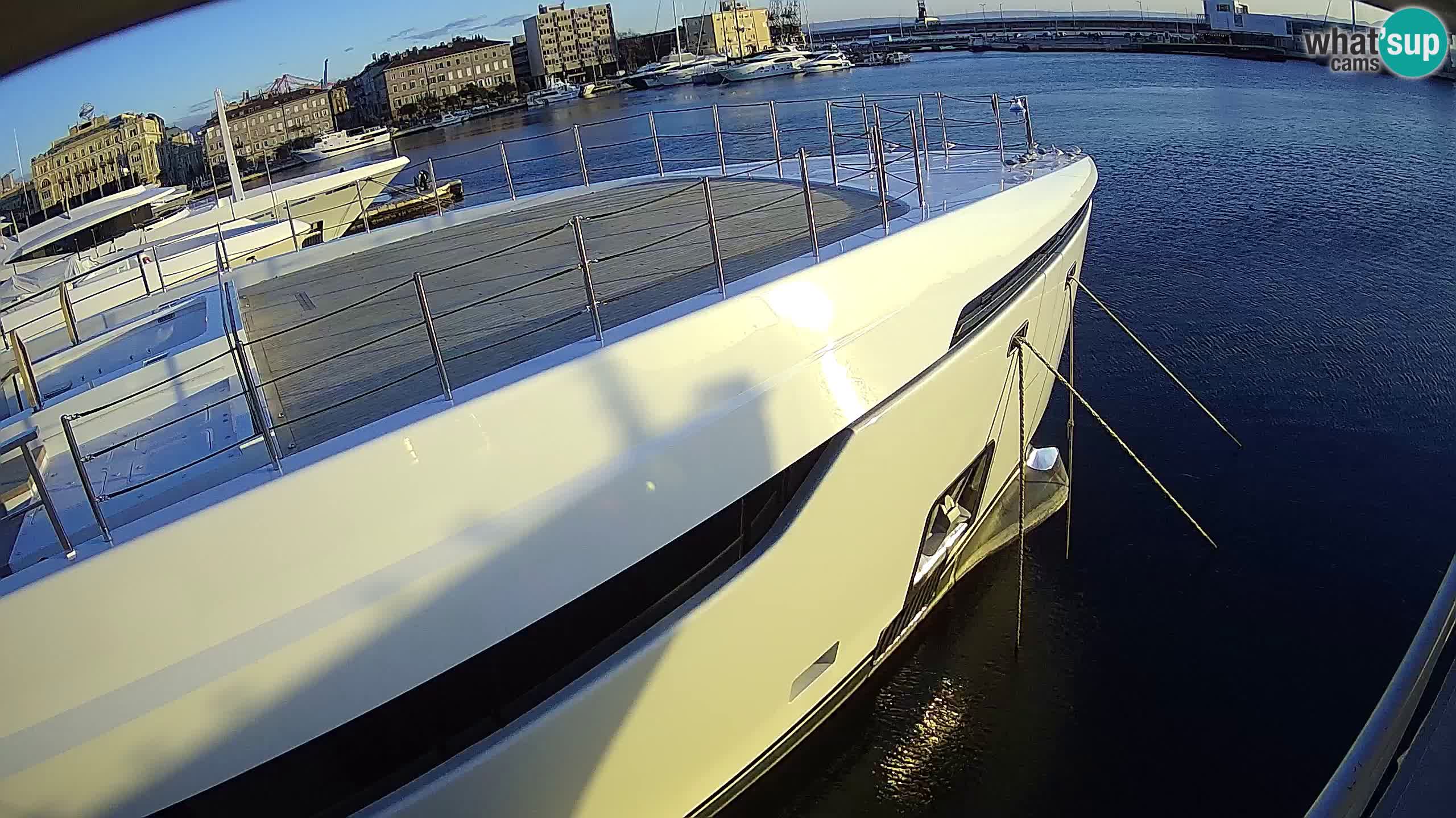 Rijeka – Botel Marina web kamera