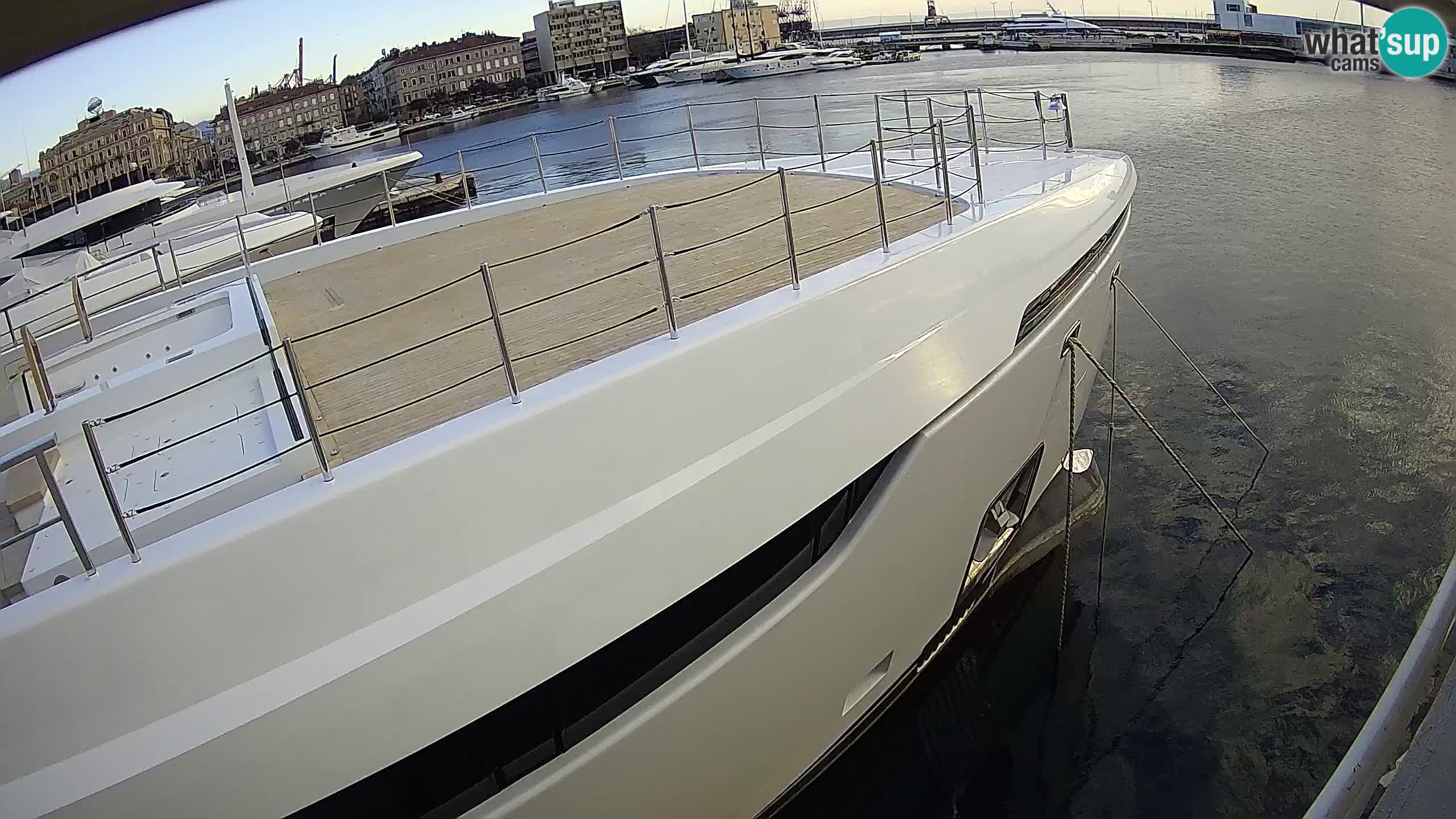 Rijeka – Botel Marina web kamera
