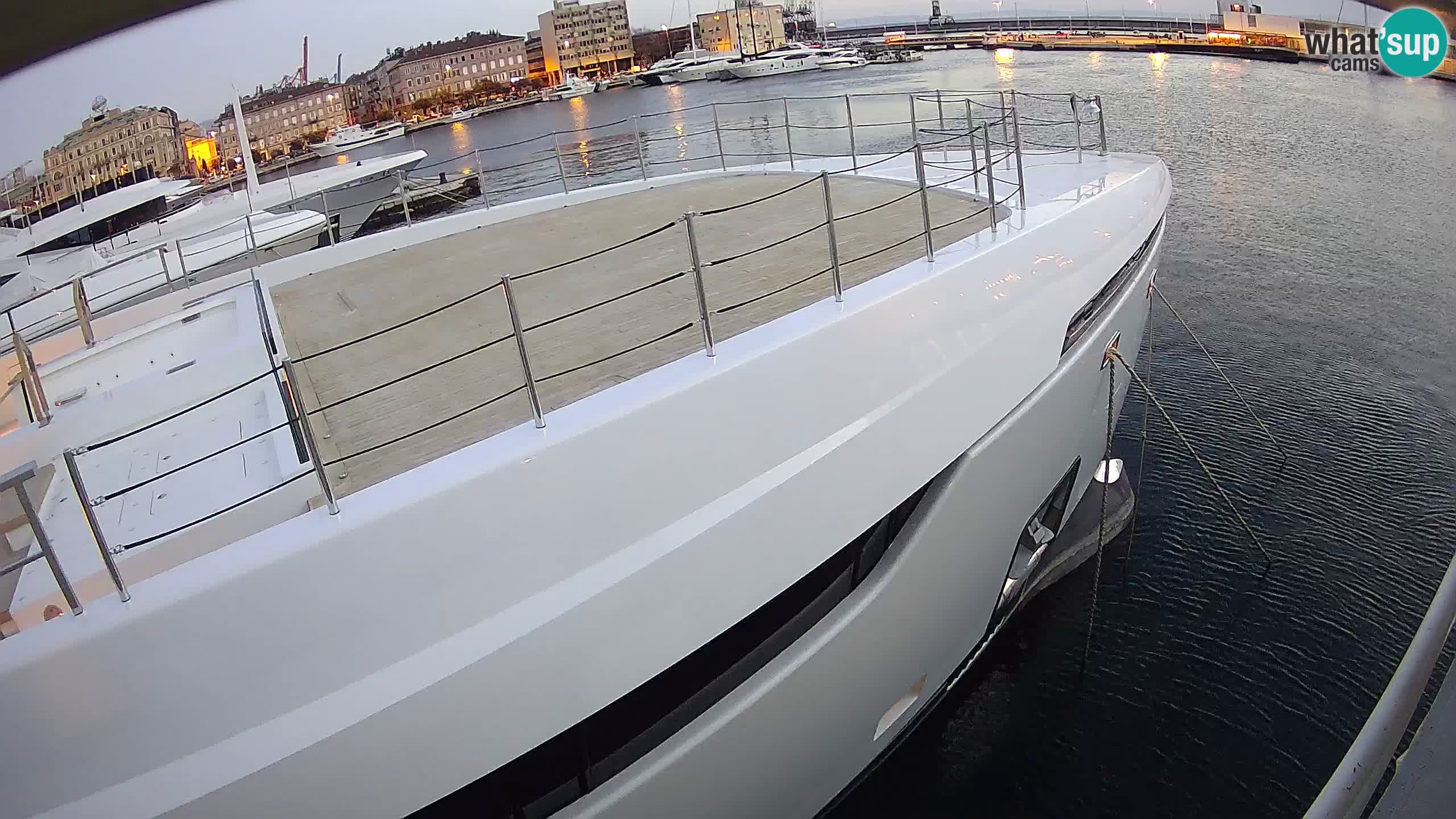 Rijeka – Botel Marina web kamera