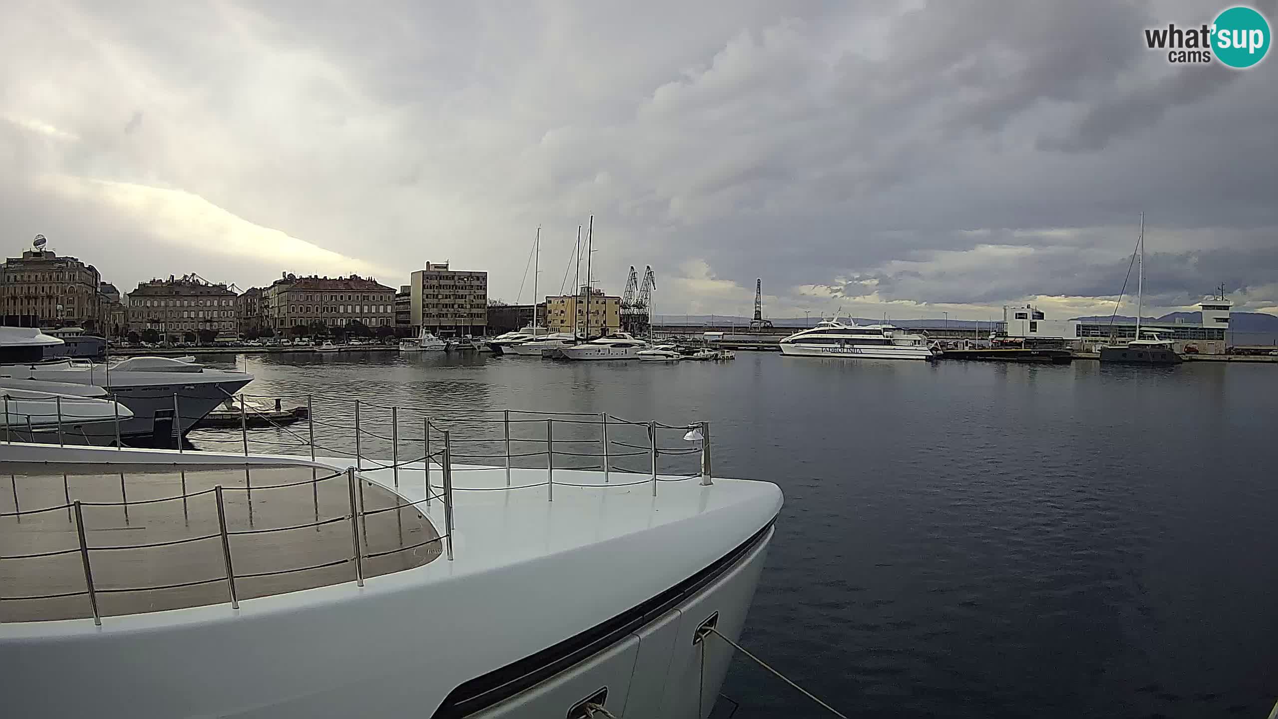 Botel Marina cámara web en vivo Rijeka