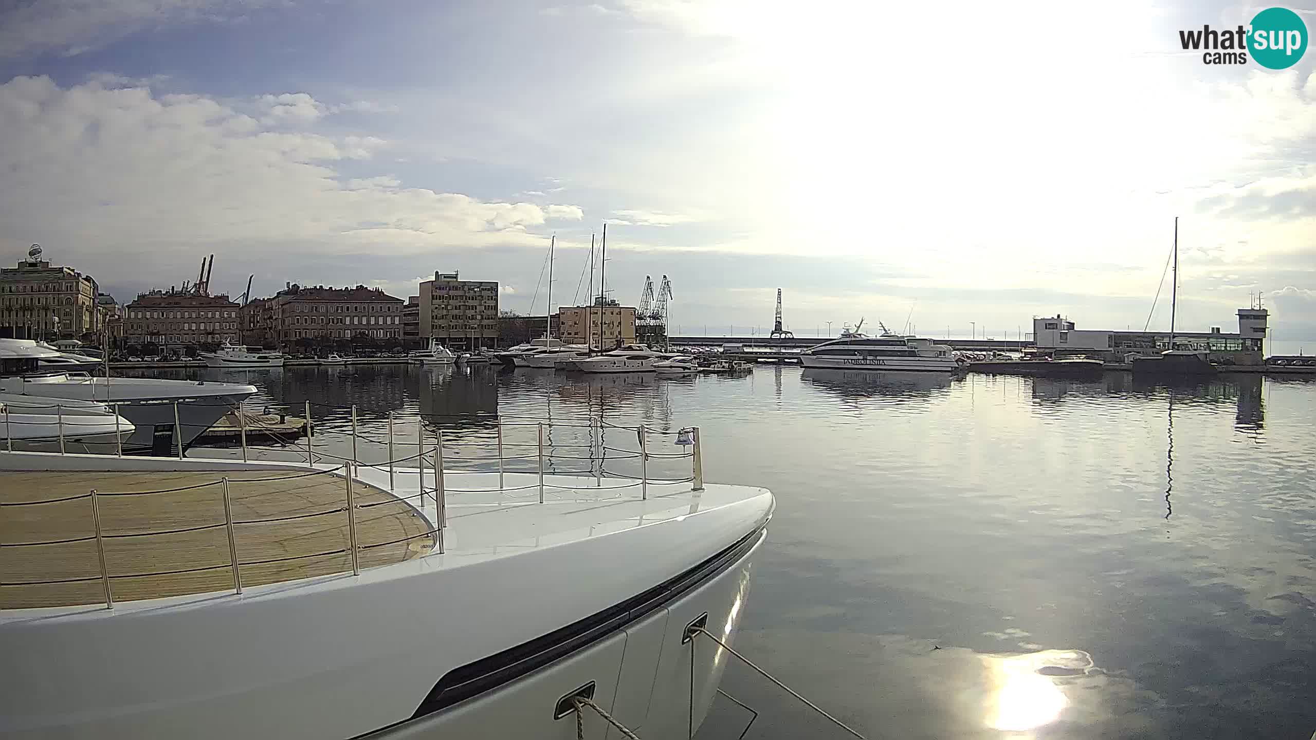 Botel Marina cámara web en vivo Rijeka