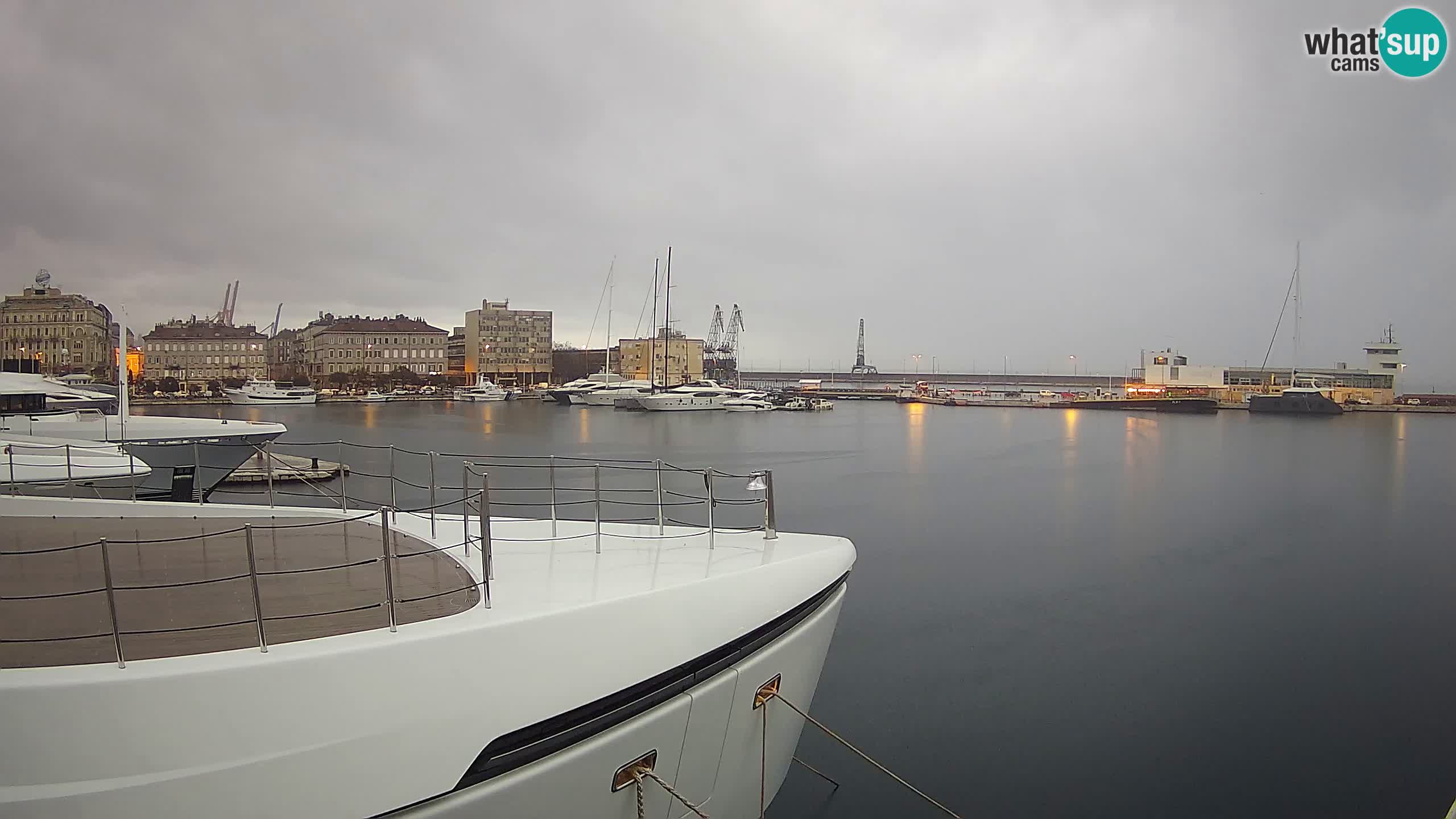 Botel Marina cámara web en vivo Rijeka