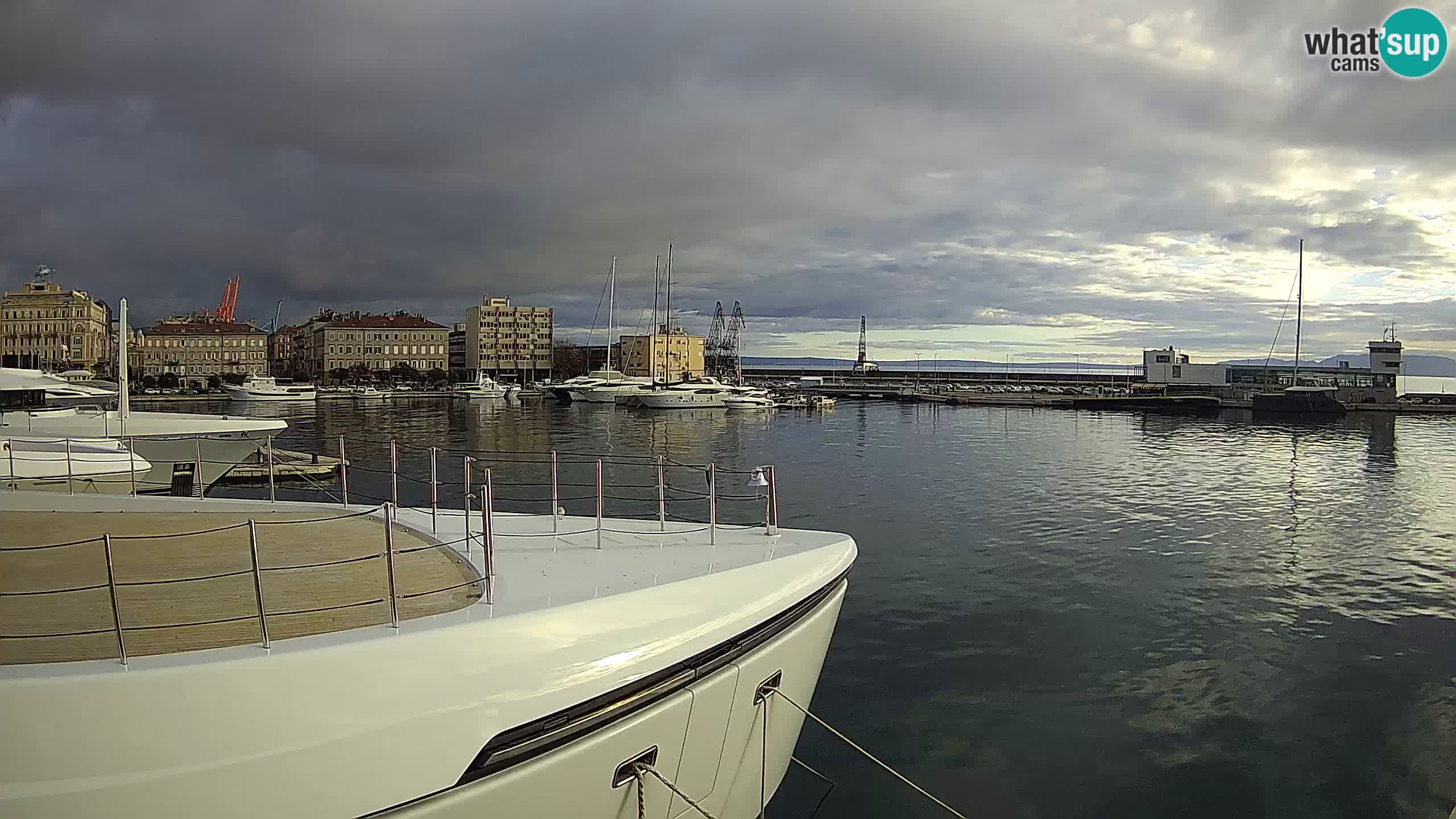 Botel Marina cámara web en vivo Rijeka