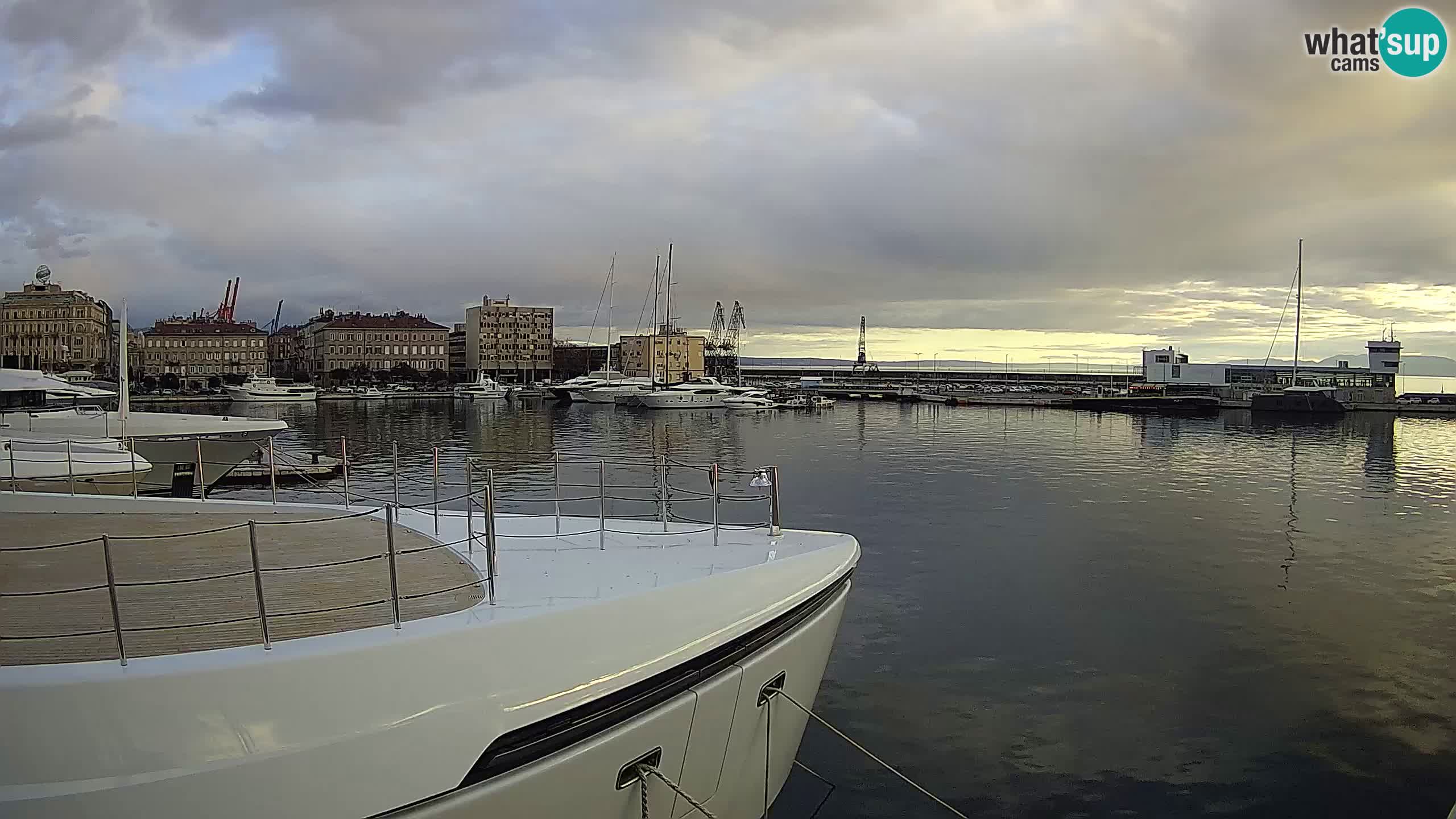 Botel Marina cámara web en vivo Rijeka