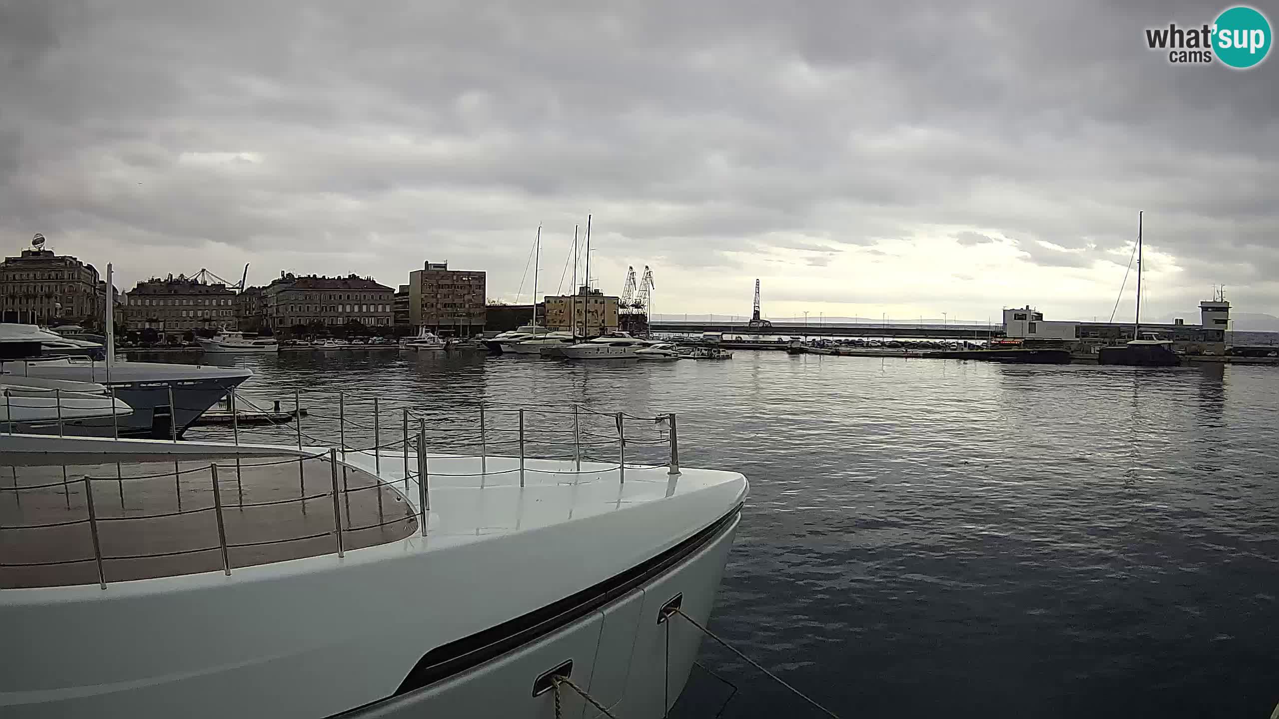 Botel Marina cámara web en vivo Rijeka