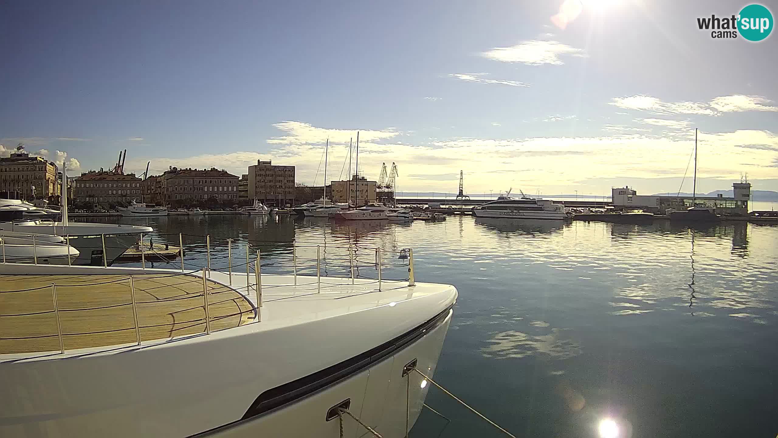 Botel Marina cámara web en vivo Rijeka