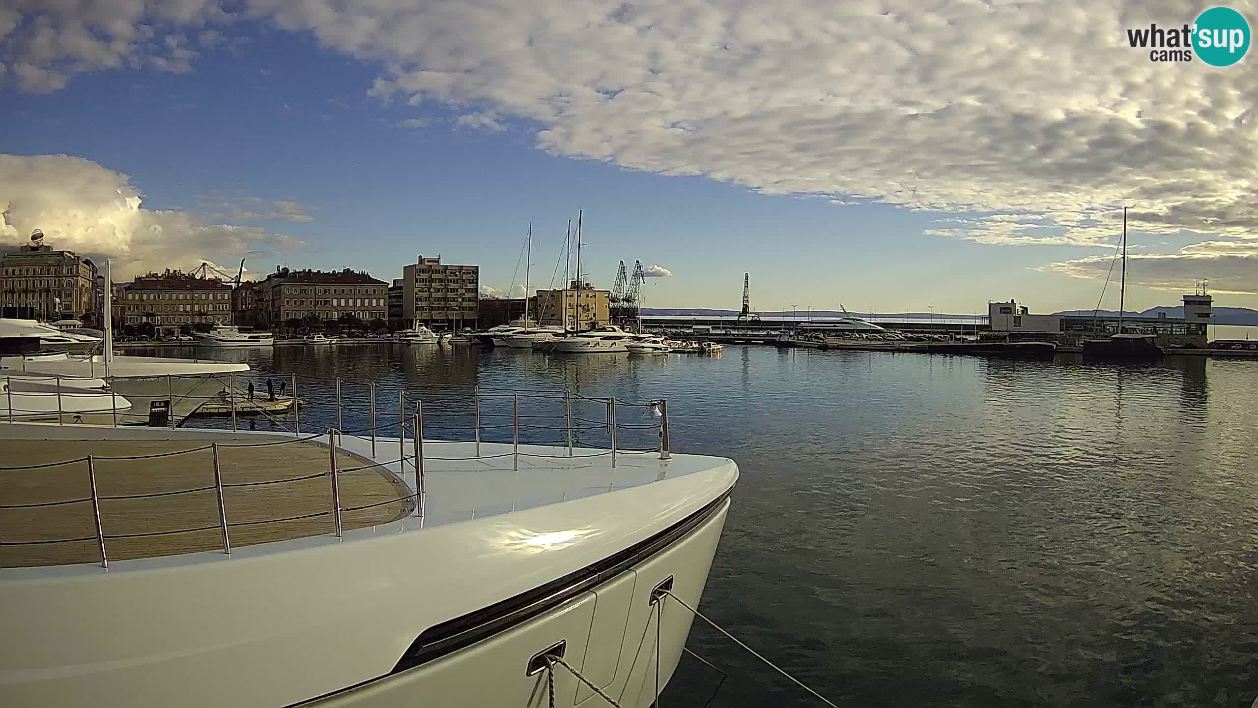 Botel Marina cámara web en vivo Rijeka