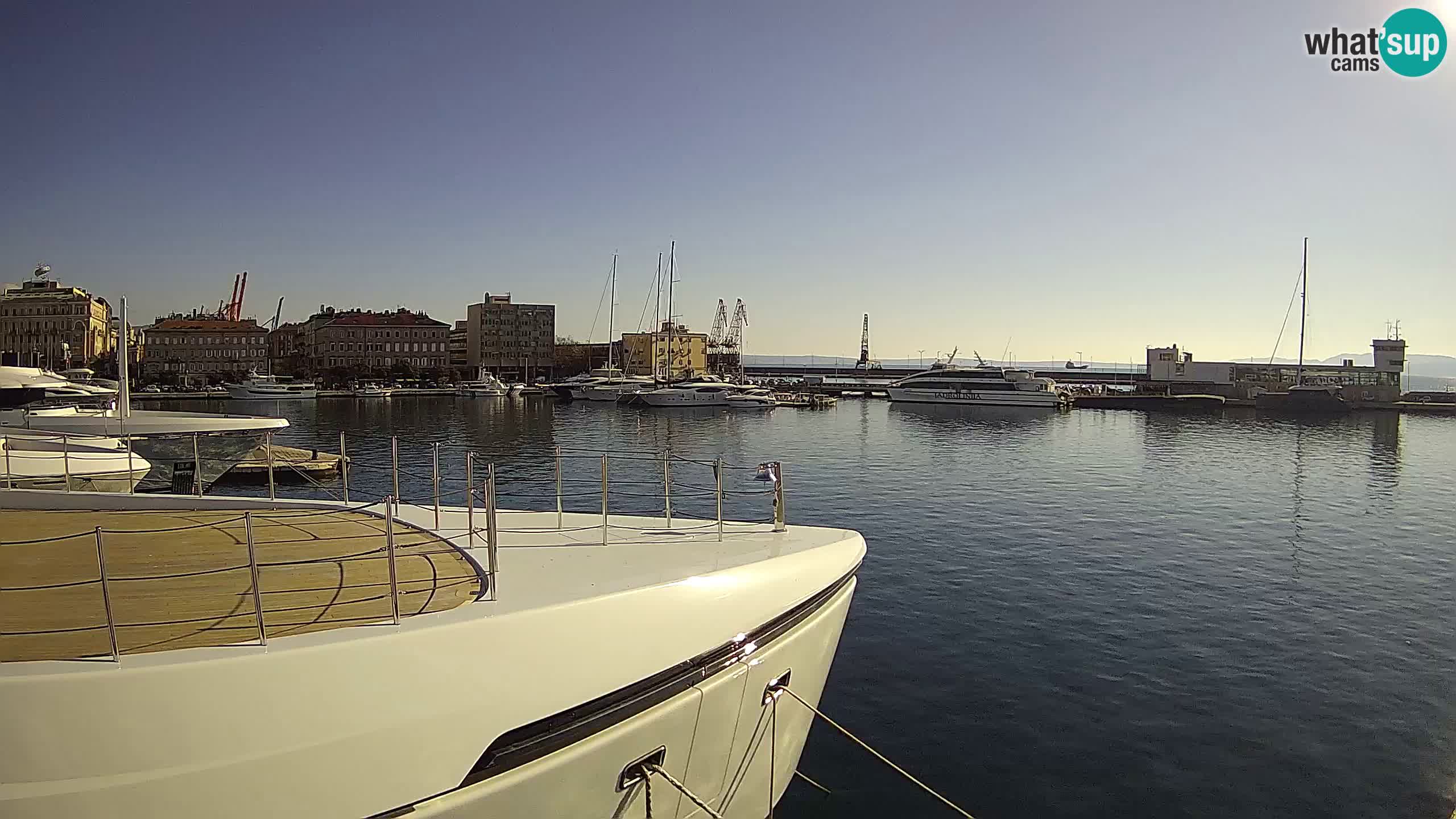 Botel Marina cámara web en vivo Rijeka