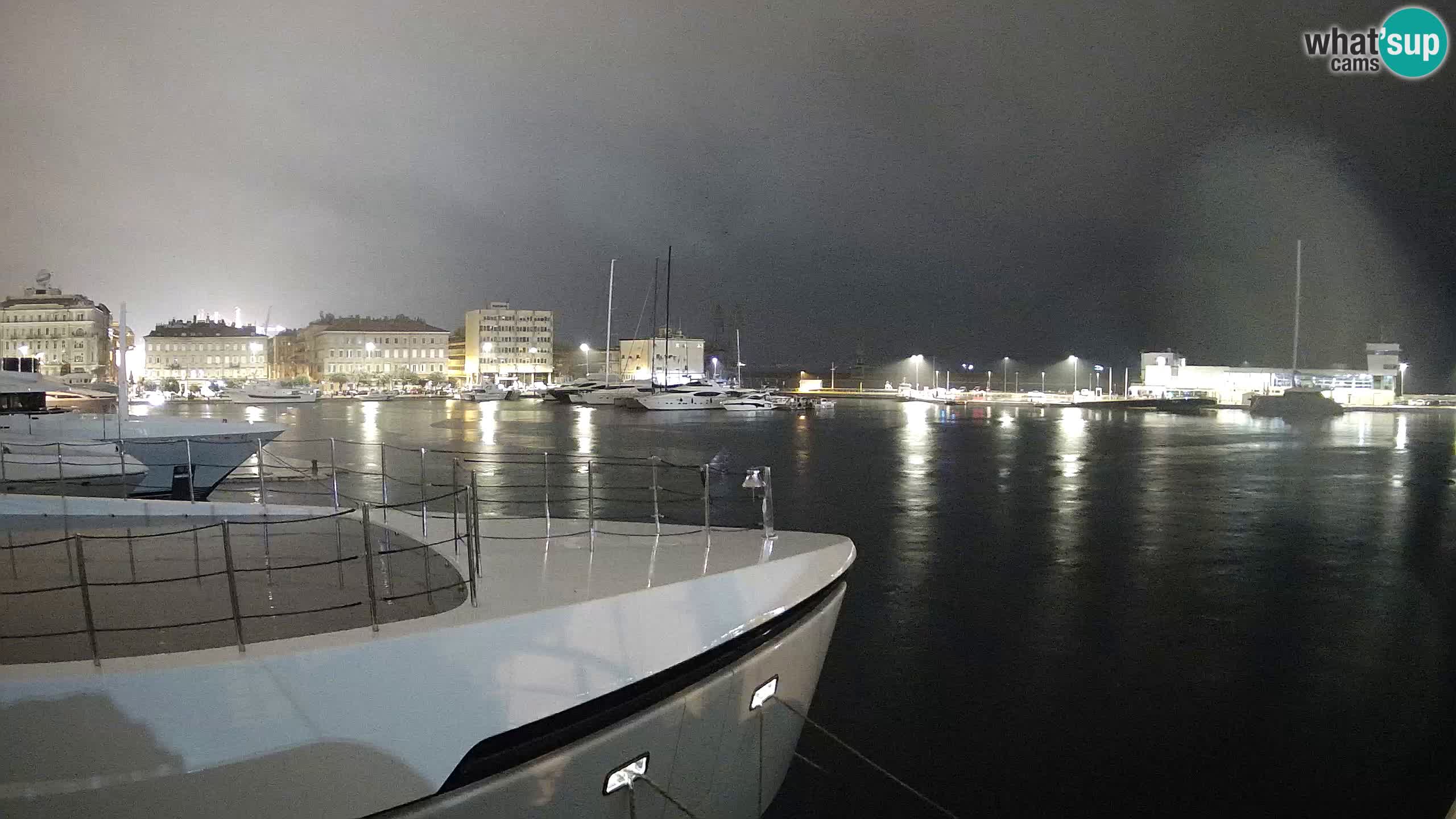Botel Marina cámara web en vivo Rijeka