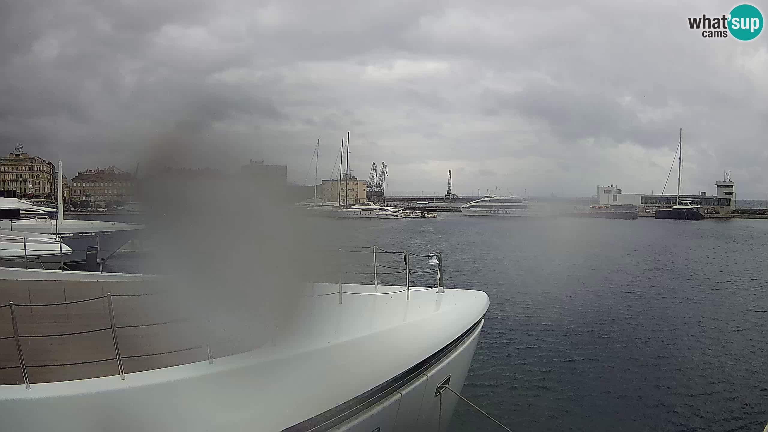 Rijeka – Botel Marina web kamera