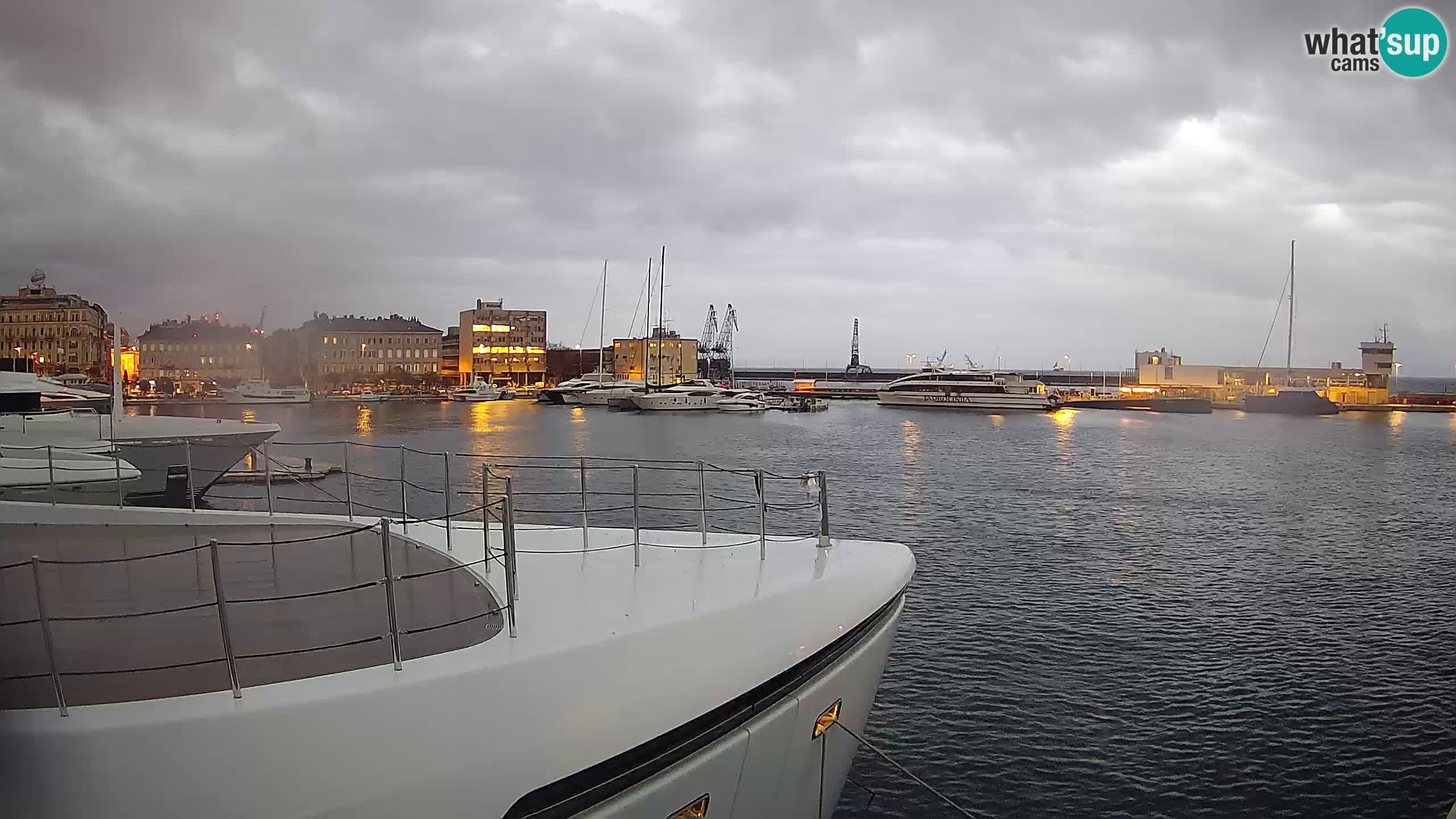 Rijeka – Botel Marina webcam en direct