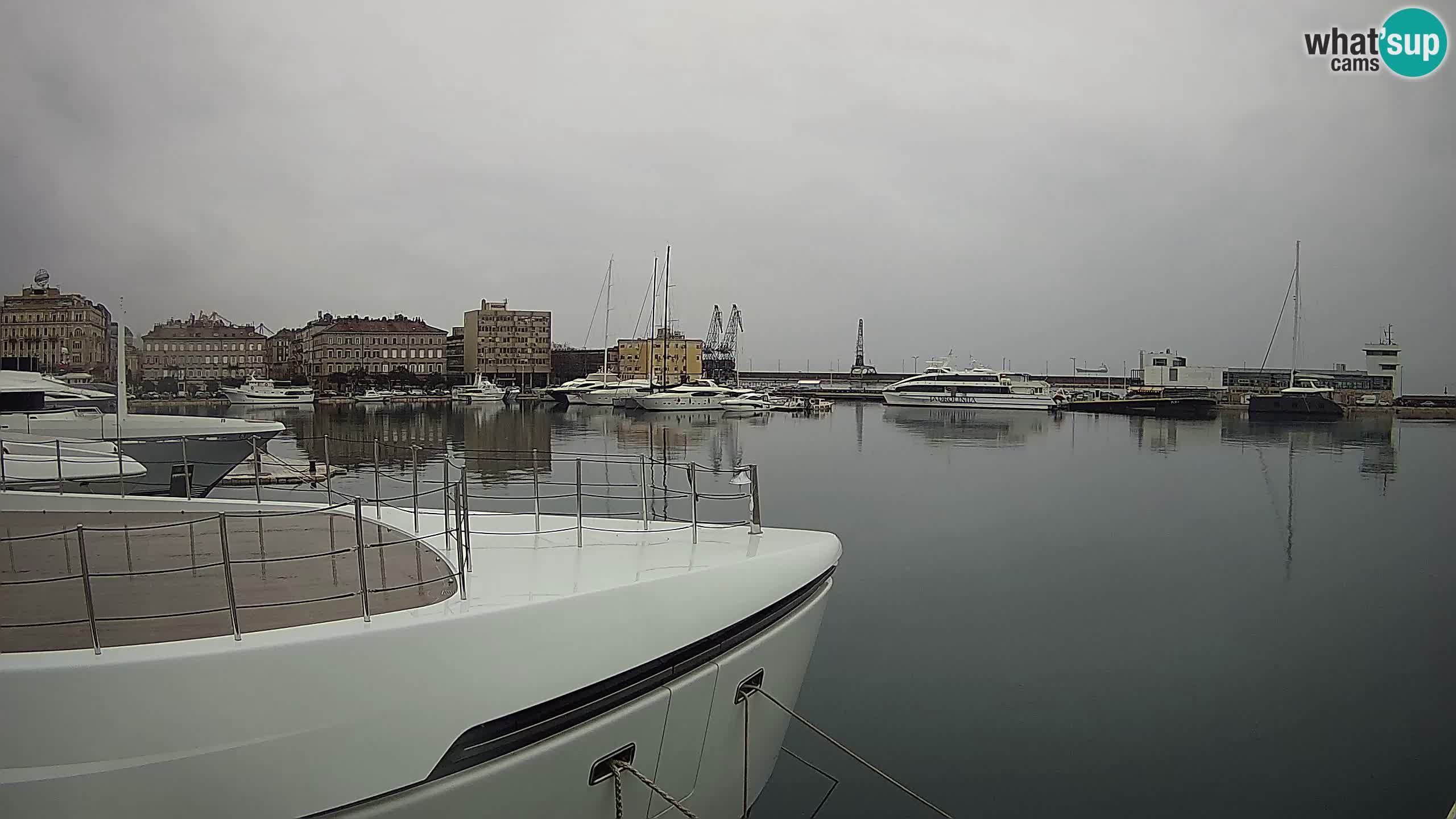 Botel Marina cámara web en vivo Rijeka