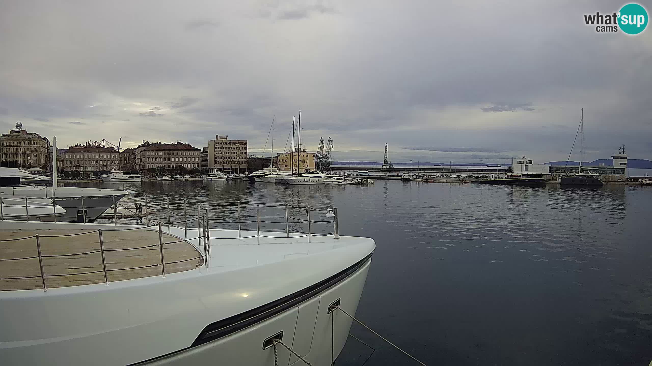 Botel Marina cámara web en vivo Rijeka