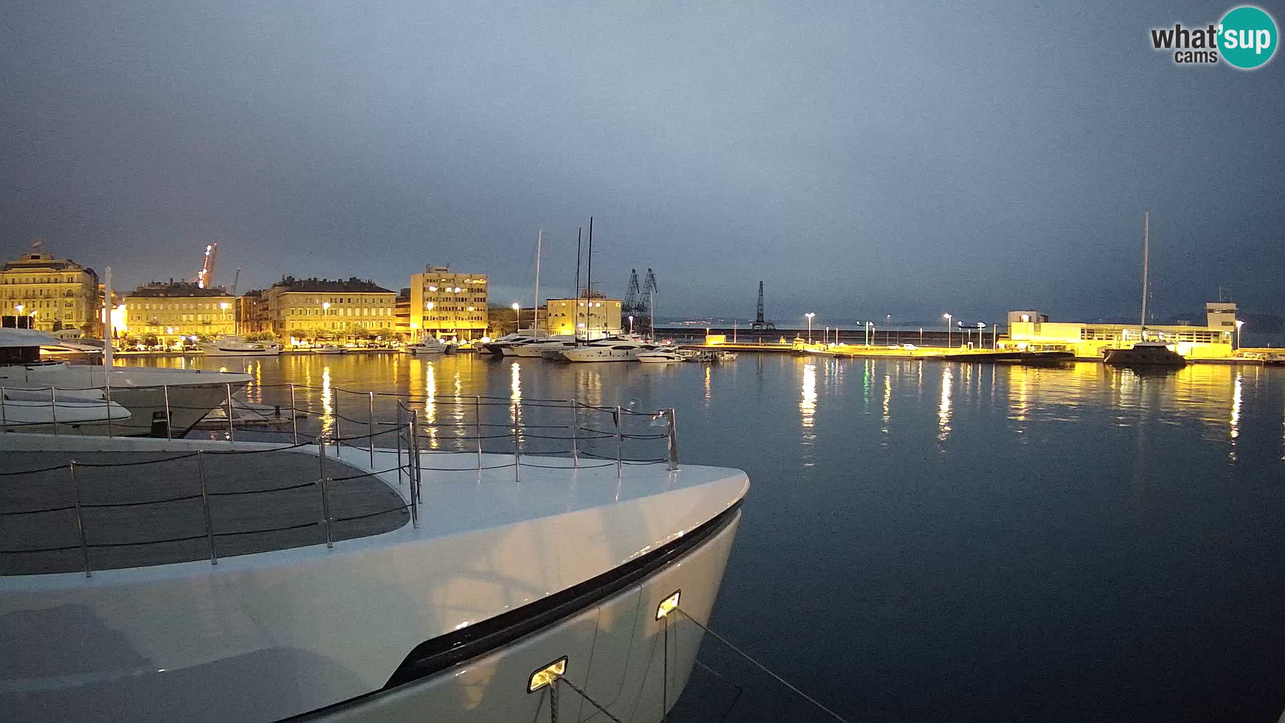 Botel Marina cámara web en vivo Rijeka