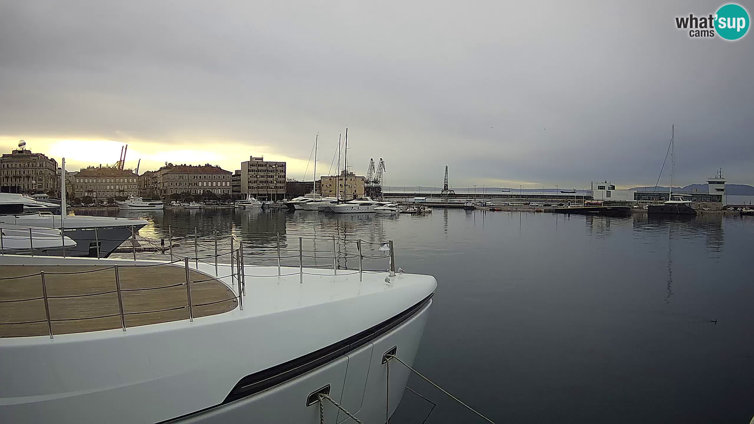 Rijeka – Botel Marina web kamera
